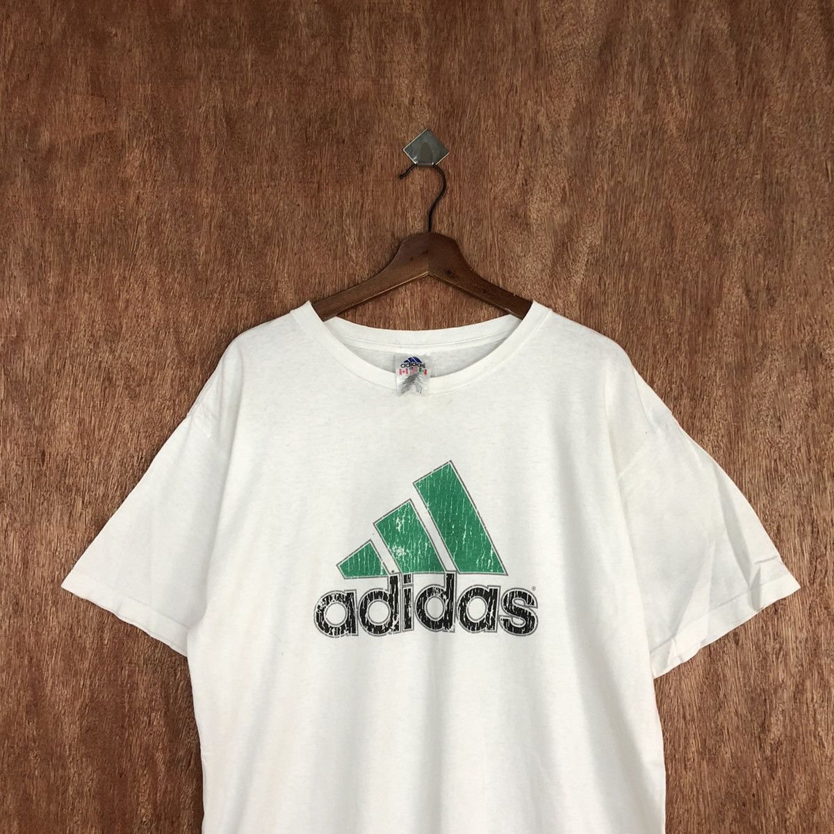 Adidas DL Adidas Vintage made in USA White Big Logo Tshirt #2057 Size US L / EU 52-54 / 3 - 2 Thumbnail