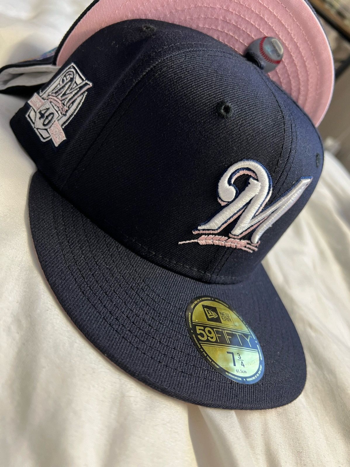 New Era Exclusive Milwaukee Brewers Fitted Navy Blue Pink Brim 7 3/4 Size ONE SIZE - 5 Thumbnail