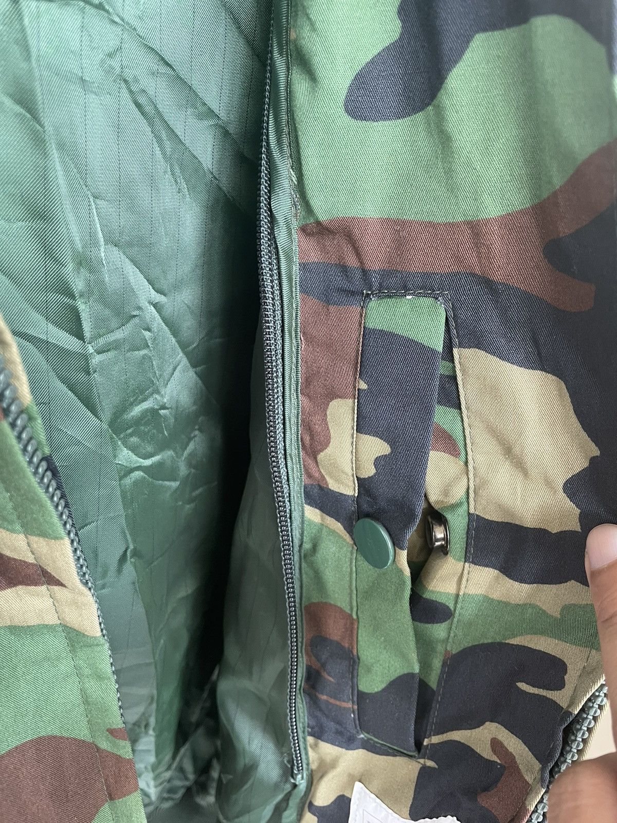 Vintage Army Camo JC1 Size US L / EU 52-54 / 3 - 4 Thumbnail