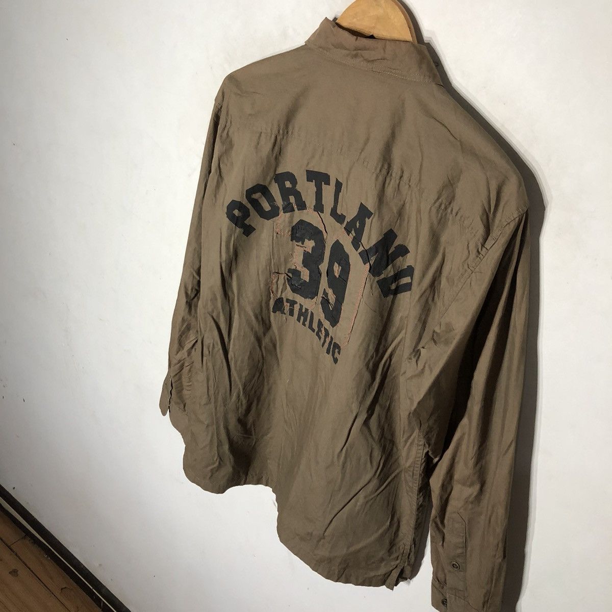 Japanese Brand VARSITY JACKET PORTLAND 39 ATHLETES BIG LOGO Size US L / EU 52-54 / 3 - 8 Thumbnail