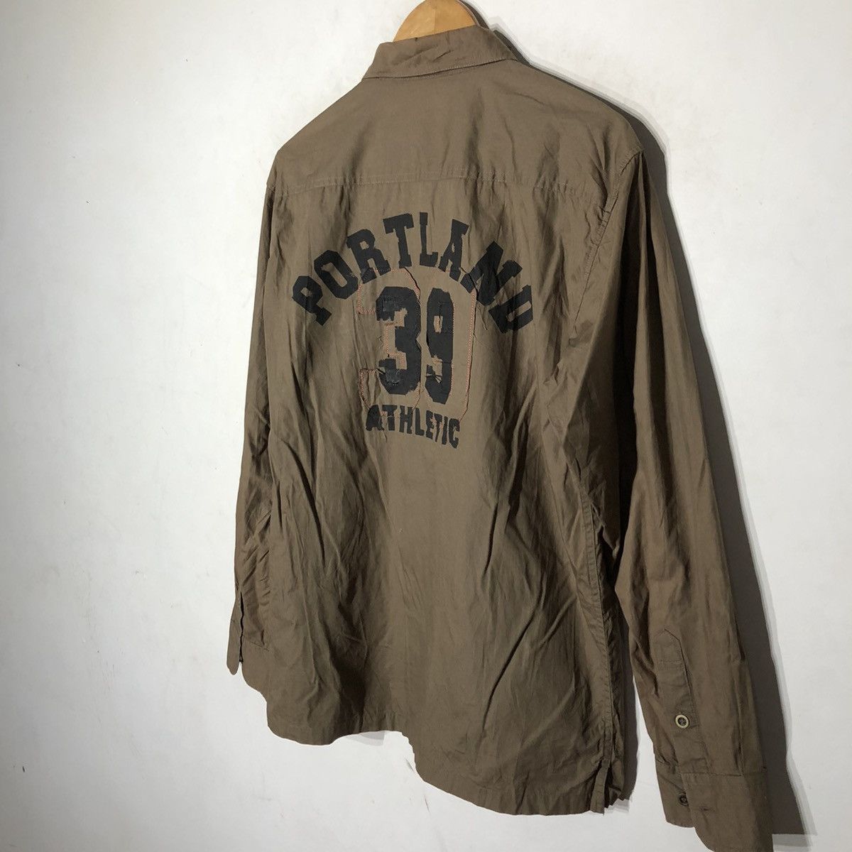 Japanese Brand VARSITY JACKET PORTLAND 39 ATHLETES BIG LOGO Size US L / EU 52-54 / 3 - 7 Thumbnail