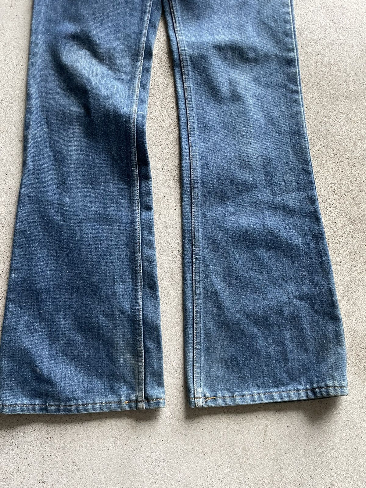 Vintage 70s Levi’s 746 Bell Bottom Jeans (27x31)