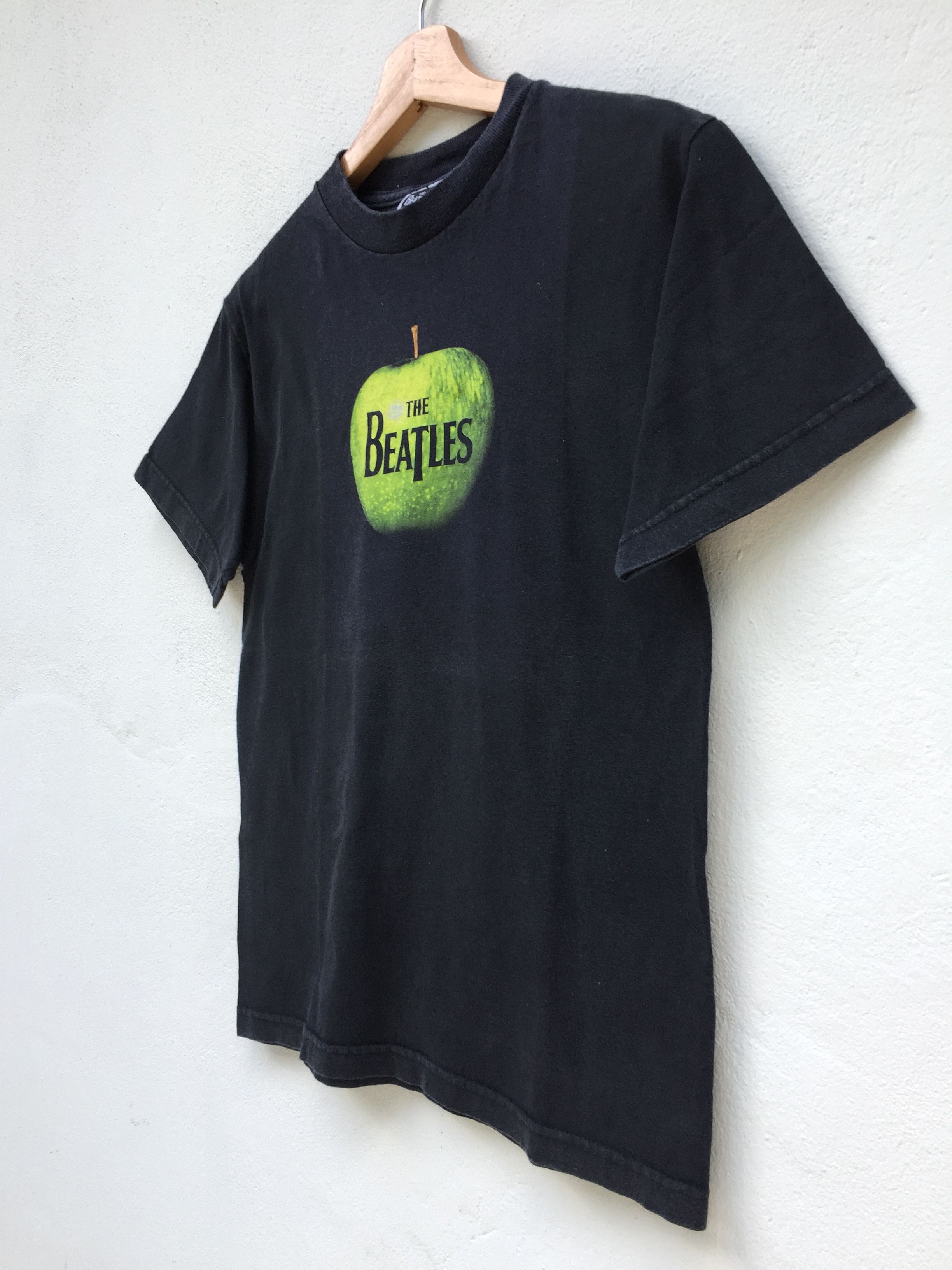 Band Tees The Beatles Apple Logo Vintage Band Tee Shirt Size US S / EU 44-46 / 1 - 3 Thumbnail