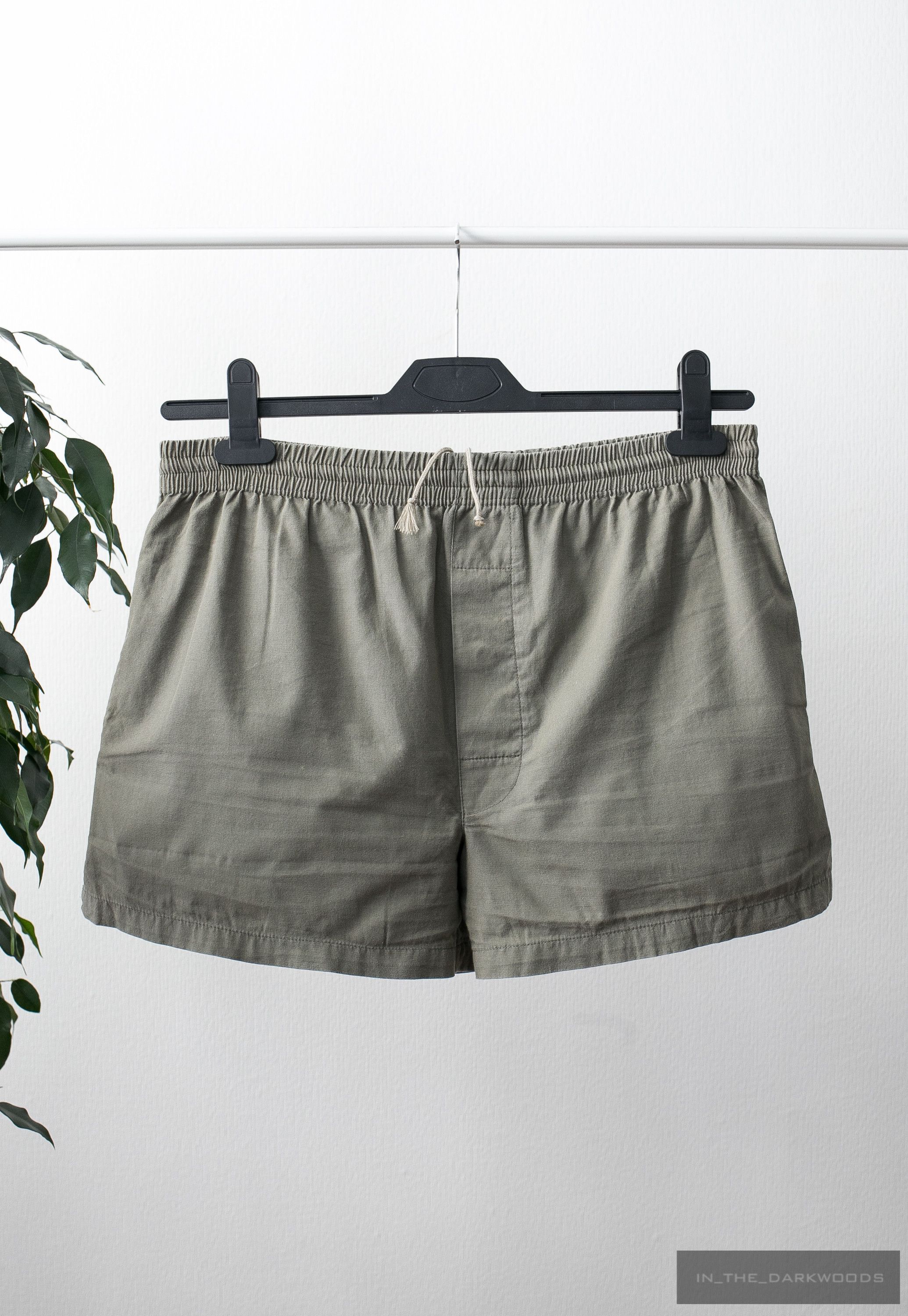 Comme des Garcons Homme vintage cotton logo shorts Size US 30 / EU 46 - 1 Thumbnail