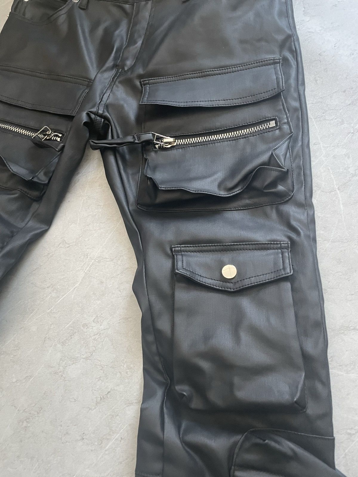 Japanese Brand mlvince type2 parachute slim cargo pants M Size US 31 - 6 Thumbnail