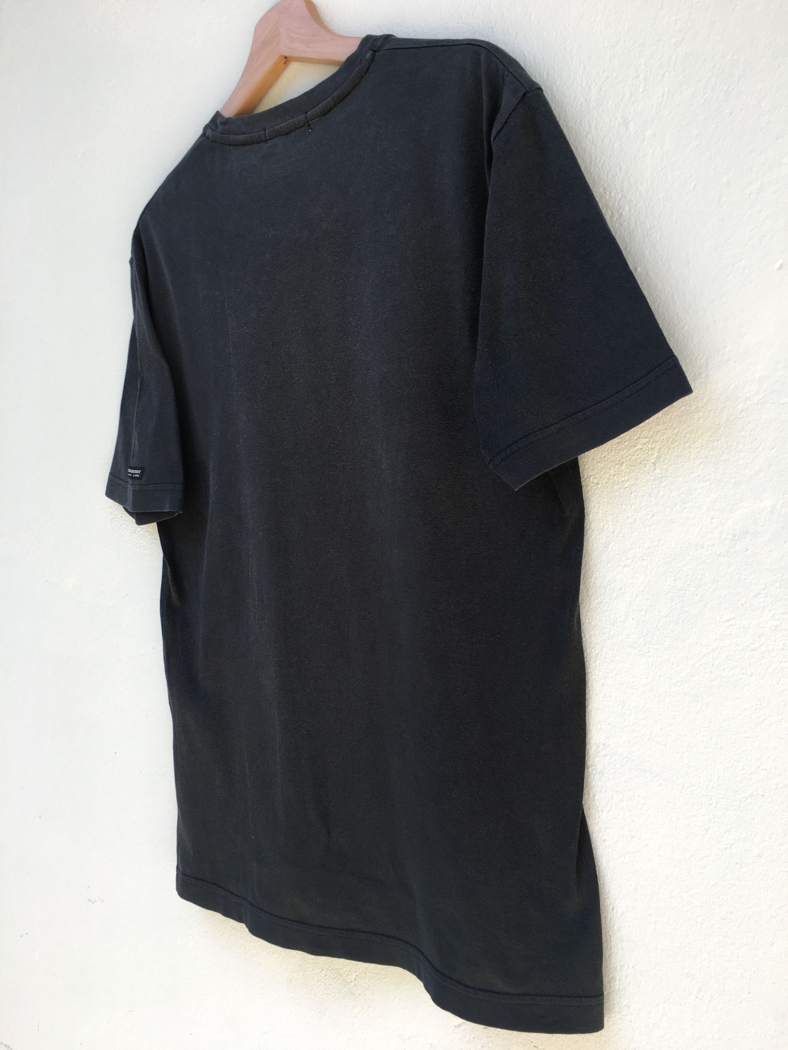 Burberry Vintage BURBERRY BLACK LABEL nice design t-shirt Size US M / EU 48-50 / 2 - 10 Thumbnail