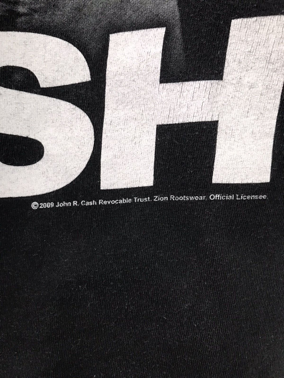 Band Tees 2009 john r. cash revocable trust. Zion rootwear official Size US XL / EU 56 / 4 - 2 Thumbnail