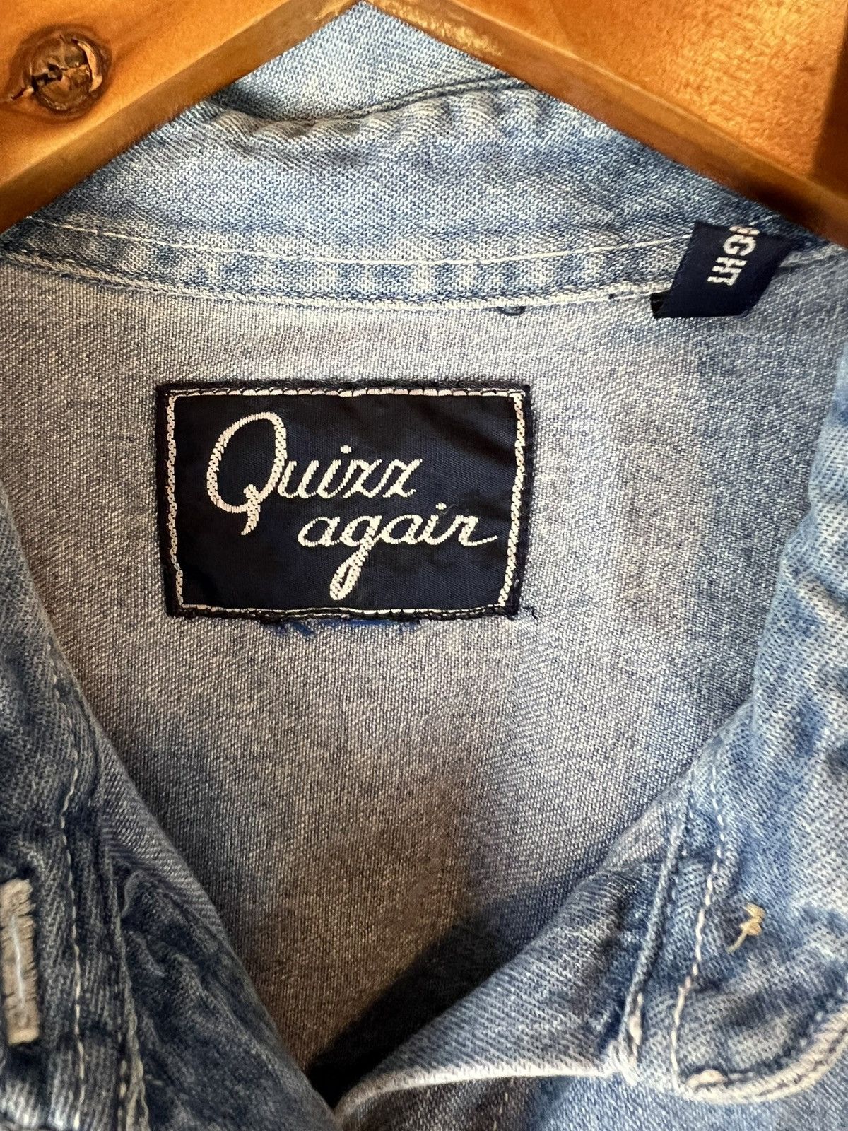 Vintage Vintage Y2K Womens Quizz Again Animal Denim Button Up Shirt Size L / US 10 / IT 46 - 3 Thumbnail