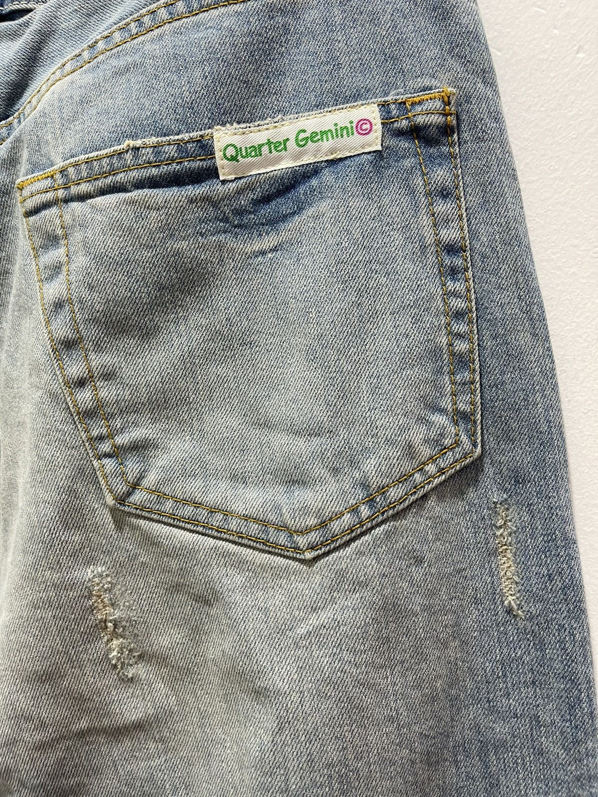 Japanese Brand × Vintage JAPANESE BRAND QUARTER GEMINI RIPPED DISTRESSED DENIM JEANS Size US 32 / EU 48 - 13 Thumbnail