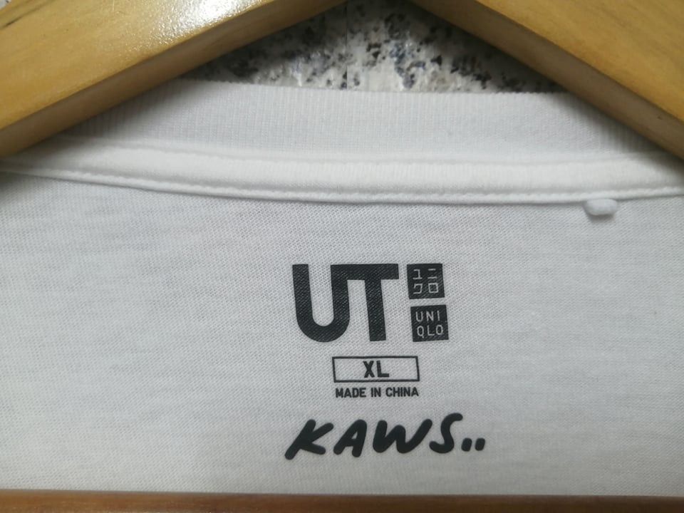 Japanese Brand KAWS TEE VERY RARE Size US XL / EU 56 / 4 - 4 Thumbnail