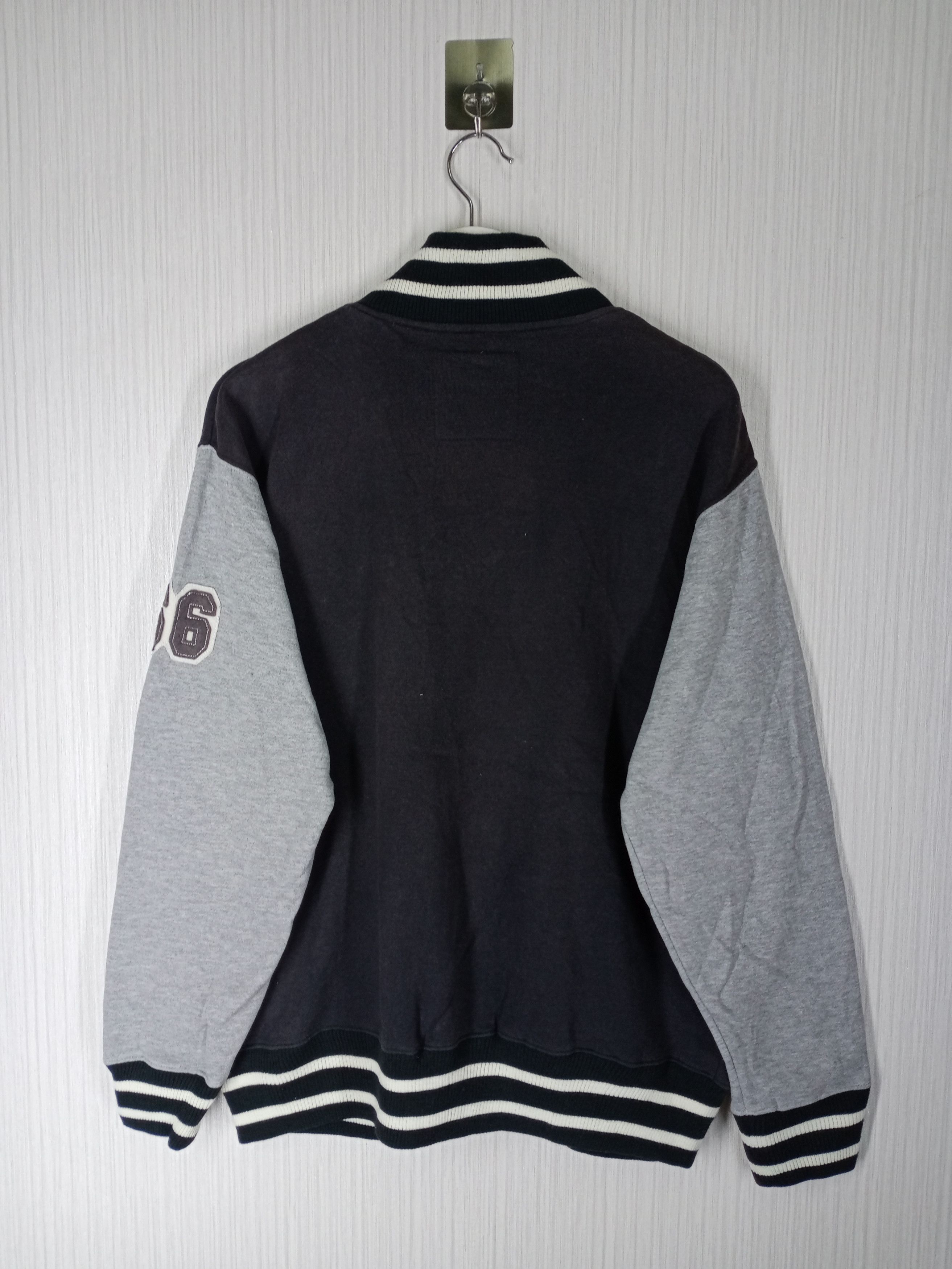 Vans Vintage Vans Varsity Jacket Embroidered Logo Sweater Size US L / EU 52-54 / 3 - 8 Thumbnail