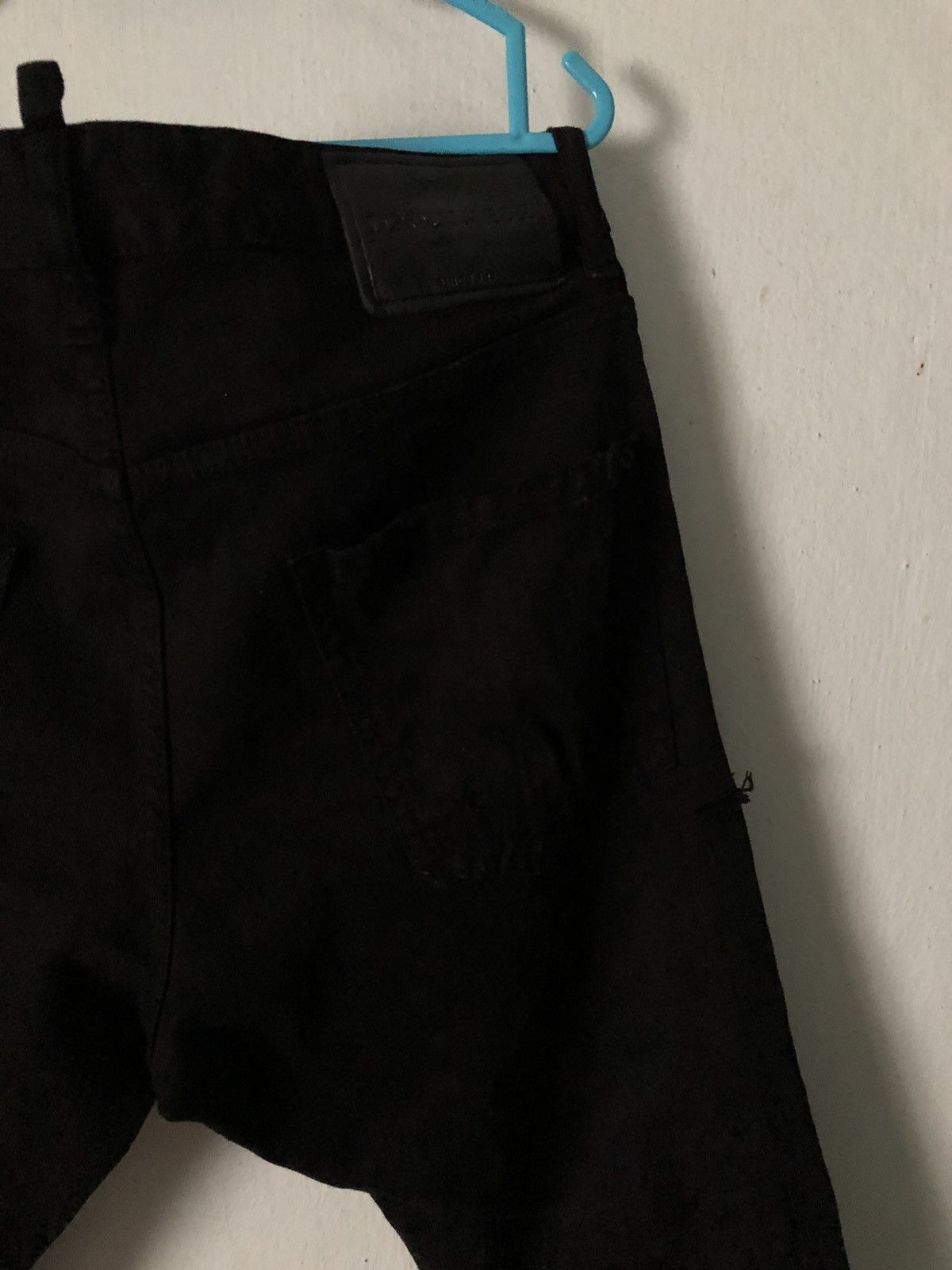 Dsquared2 Rare!!! DSQUARED2 Distressed Slim Fit Denim Black Colour Size US 34 / EU 50 - 15 Thumbnail
