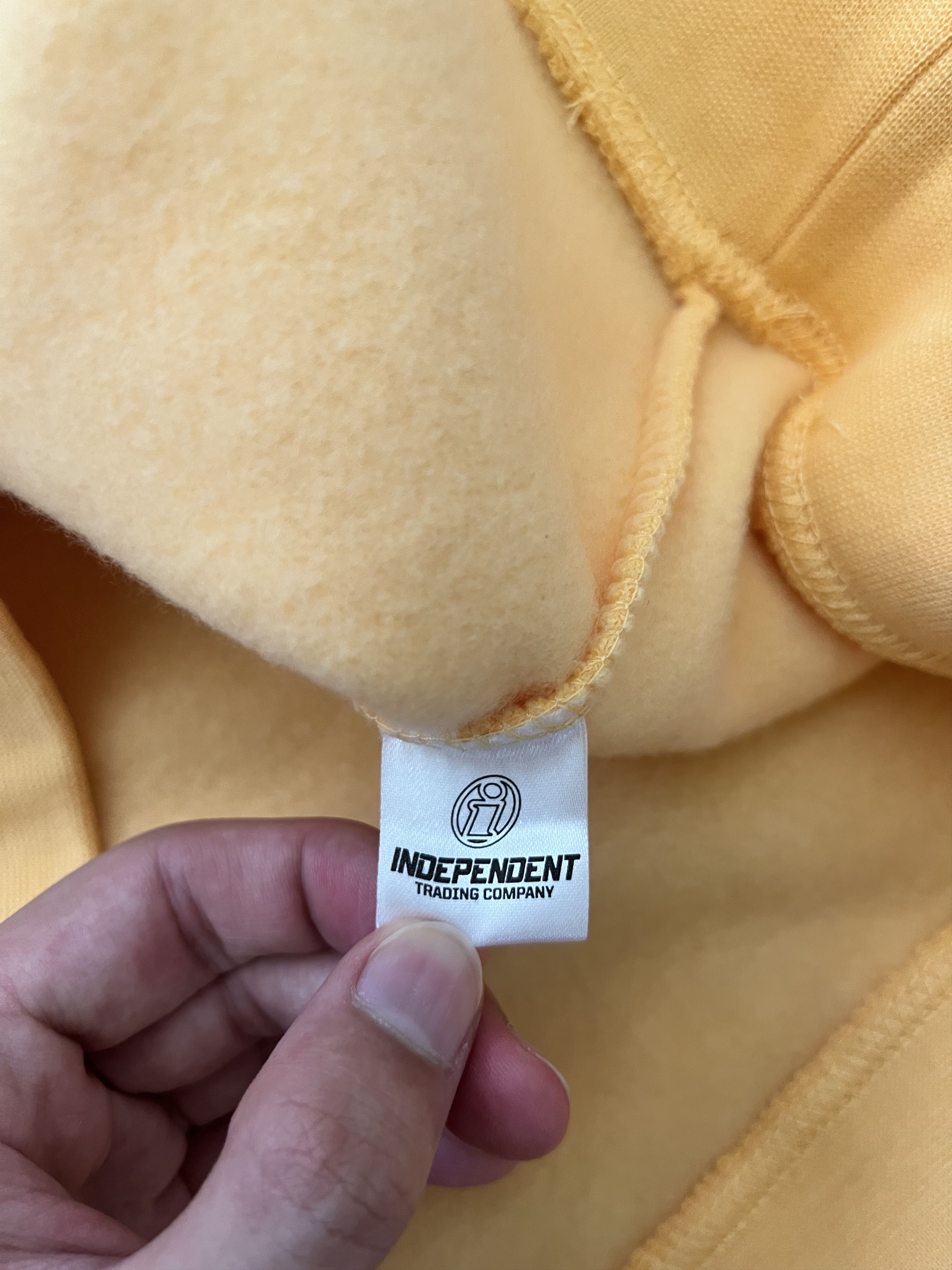 Golf Wang 💚 2018 Camp Flog Gnaw Golf Wang Carnival Peach Hoodie Large Size US L / EU 52-54 / 3 - 7 Thumbnail