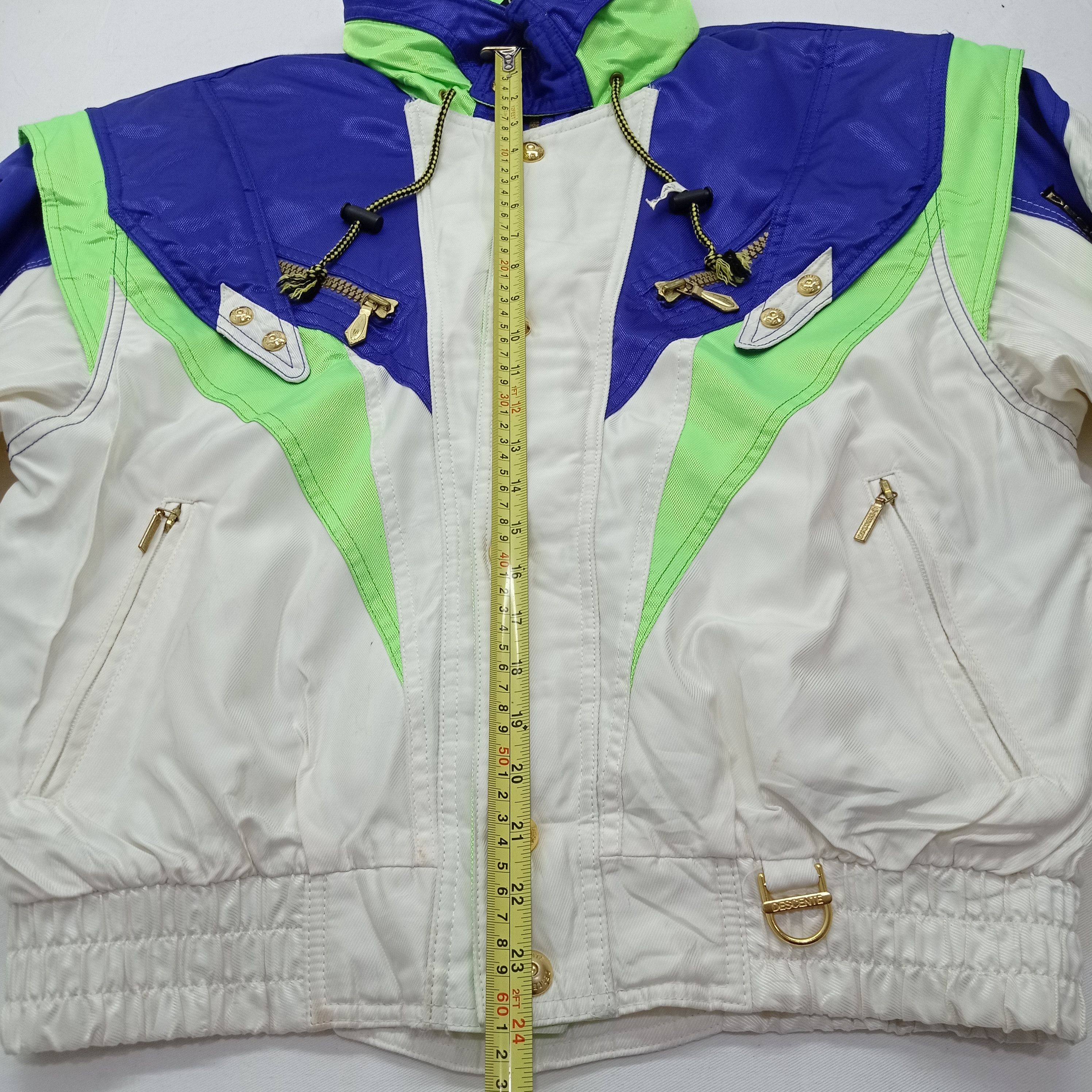 Descente Descente Racing Equipment Ski Jacket Size US L / EU 52-54 / 3 - 9 Thumbnail