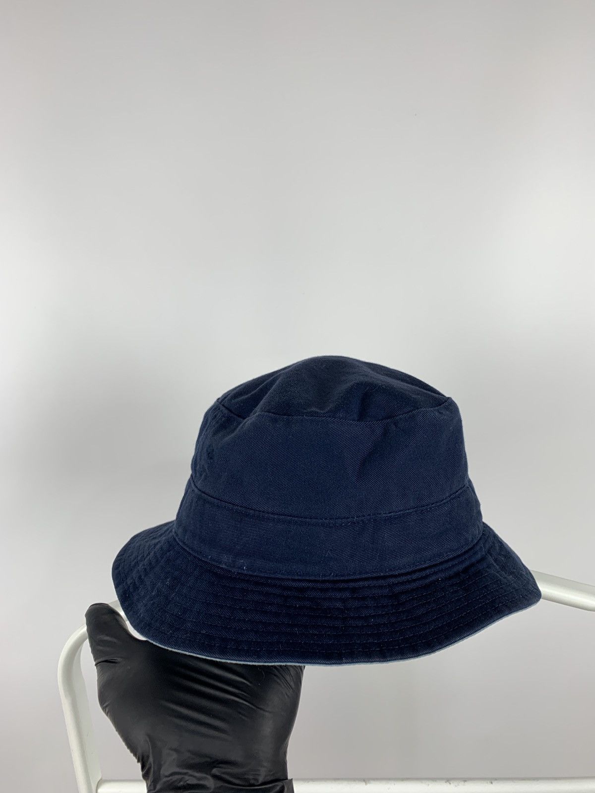 Nike 90s Vintage Nike Center Swoosh Bucket Hat Cap Size ONE SIZE - 8 Thumbnail