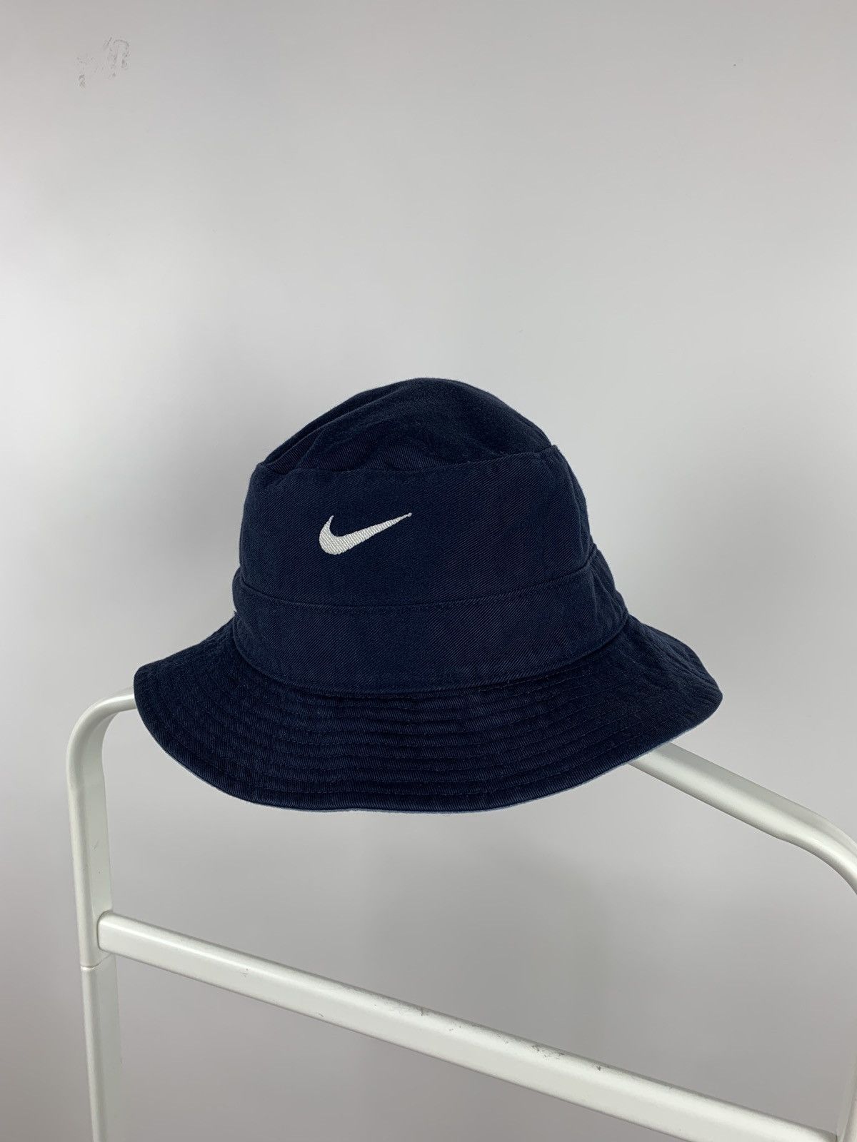 Nike 90s Vintage Nike Center Swoosh Bucket Hat Cap Size ONE SIZE - 5 Thumbnail