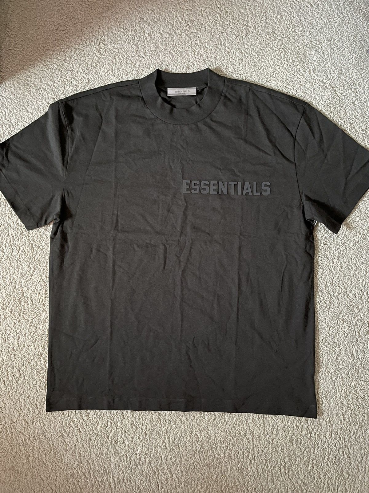 FOG - Essentials Fear Of God Off Black FW22 T-Shirt Sz (XL)