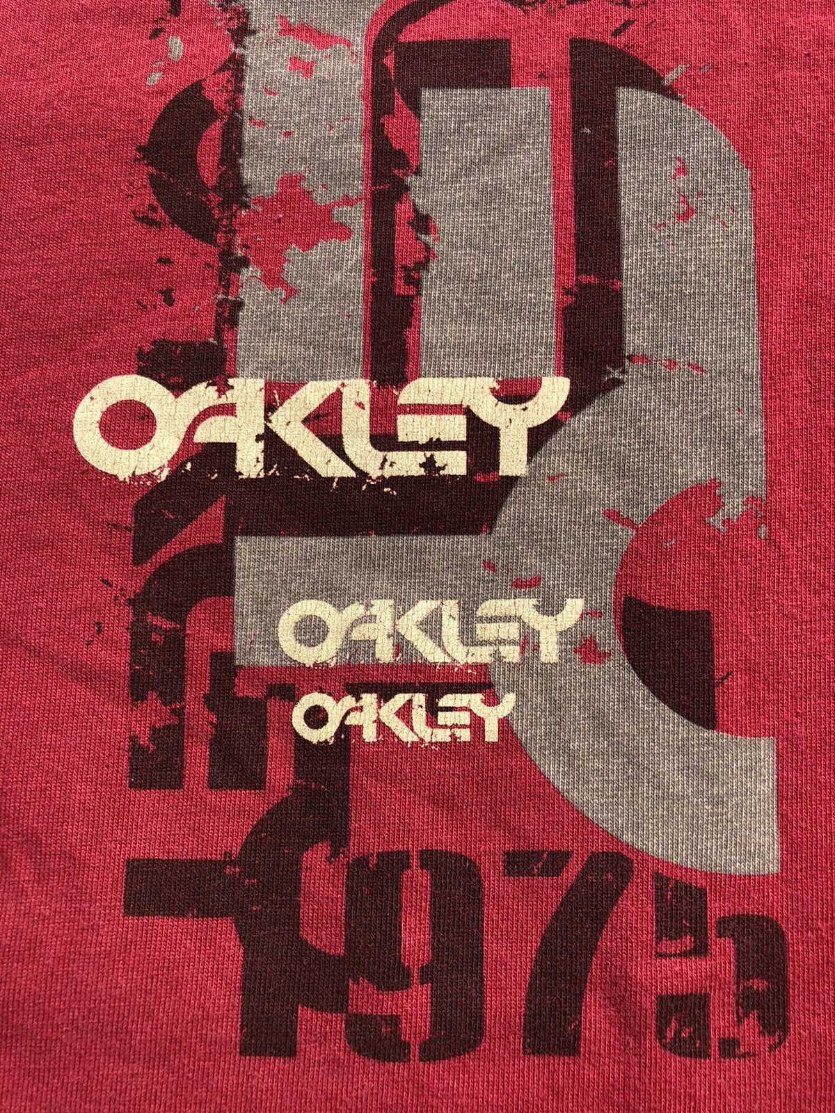 Oakley Vintage 90s Oakley Red Tee (Surf Style Surfing Skateboards) Size US XL / EU 56 / 4 - 4 Thumbnail