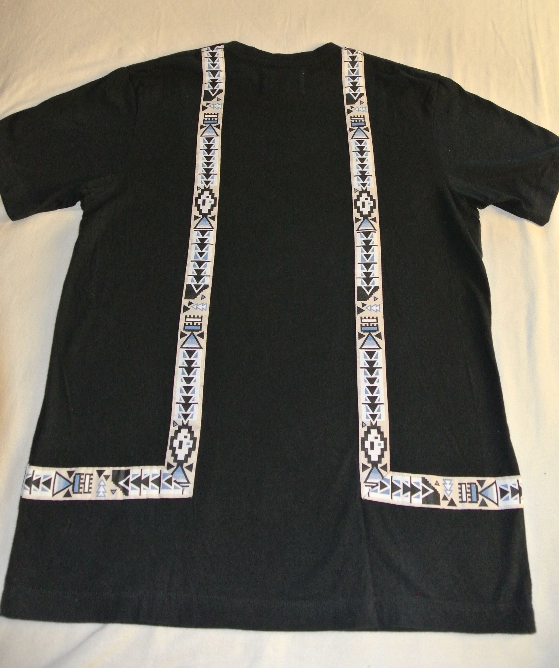 Perks And Mini W20 Perks Mini PAM tee bands design native american S/M Size US S / EU 44-46 / 1 - 9 Thumbnail