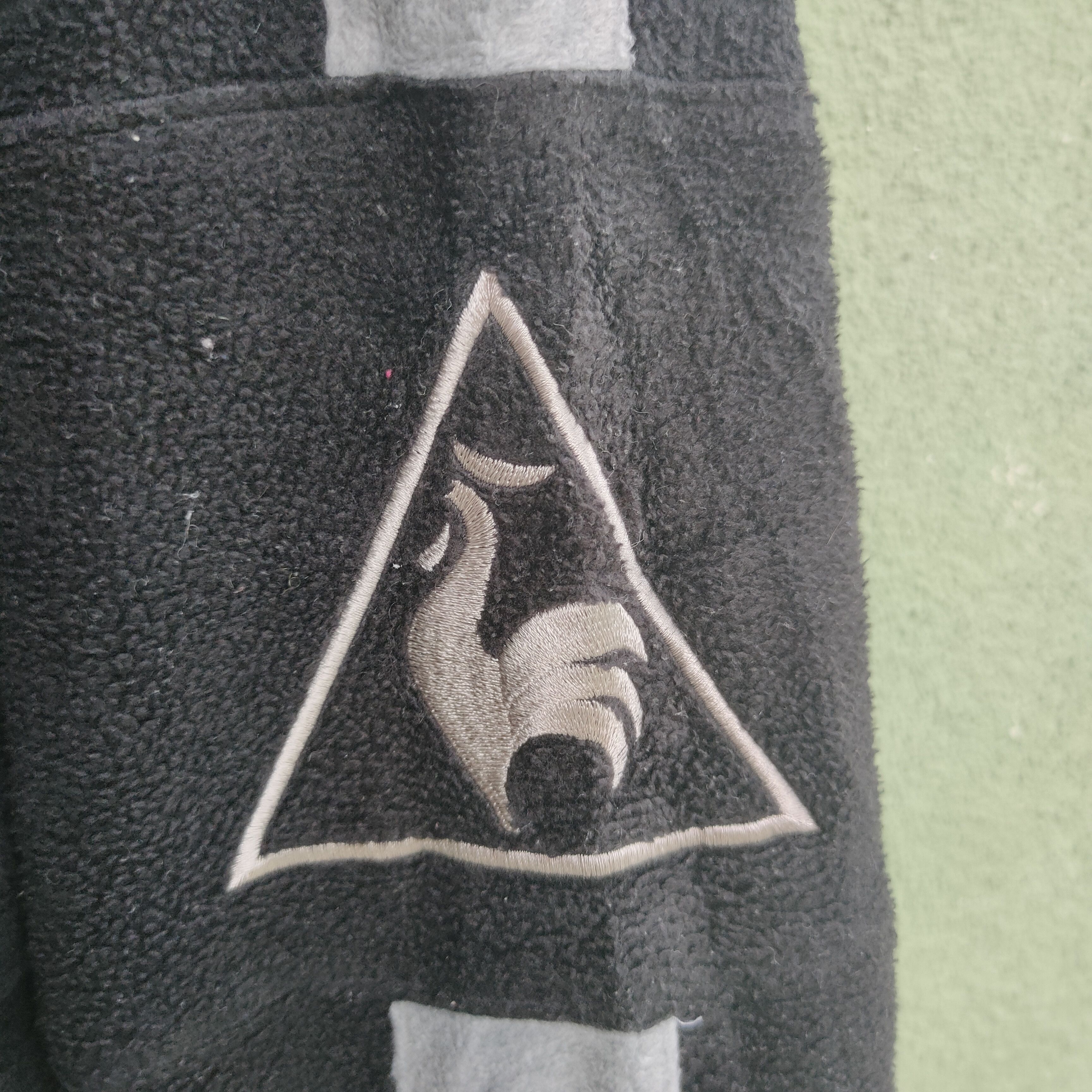 Le Coq Sportif Vintage Le Coq Sportif Embroidery Small Logo Fleece Sweater Size US L / EU 52-54 / 3 - 4 Thumbnail