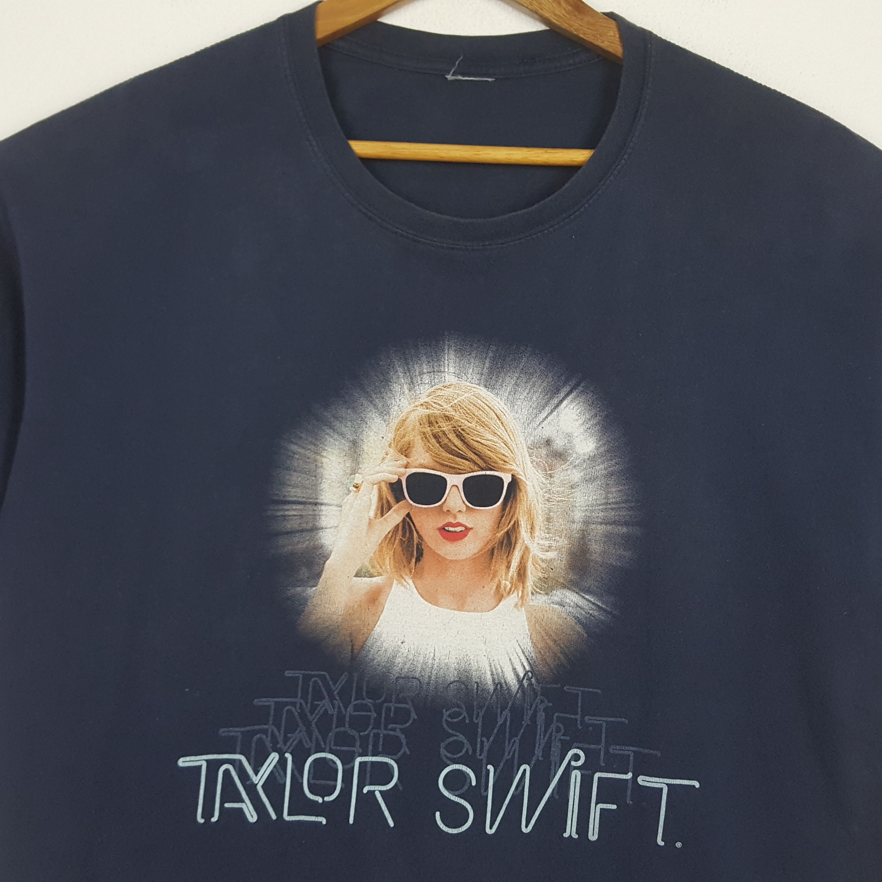 Band Tees × Vintage Vintage TAYLOR SWIFT American Singer Songwriter Tour Tees Size US XL / EU 56 / 4 - 6 Thumbnail