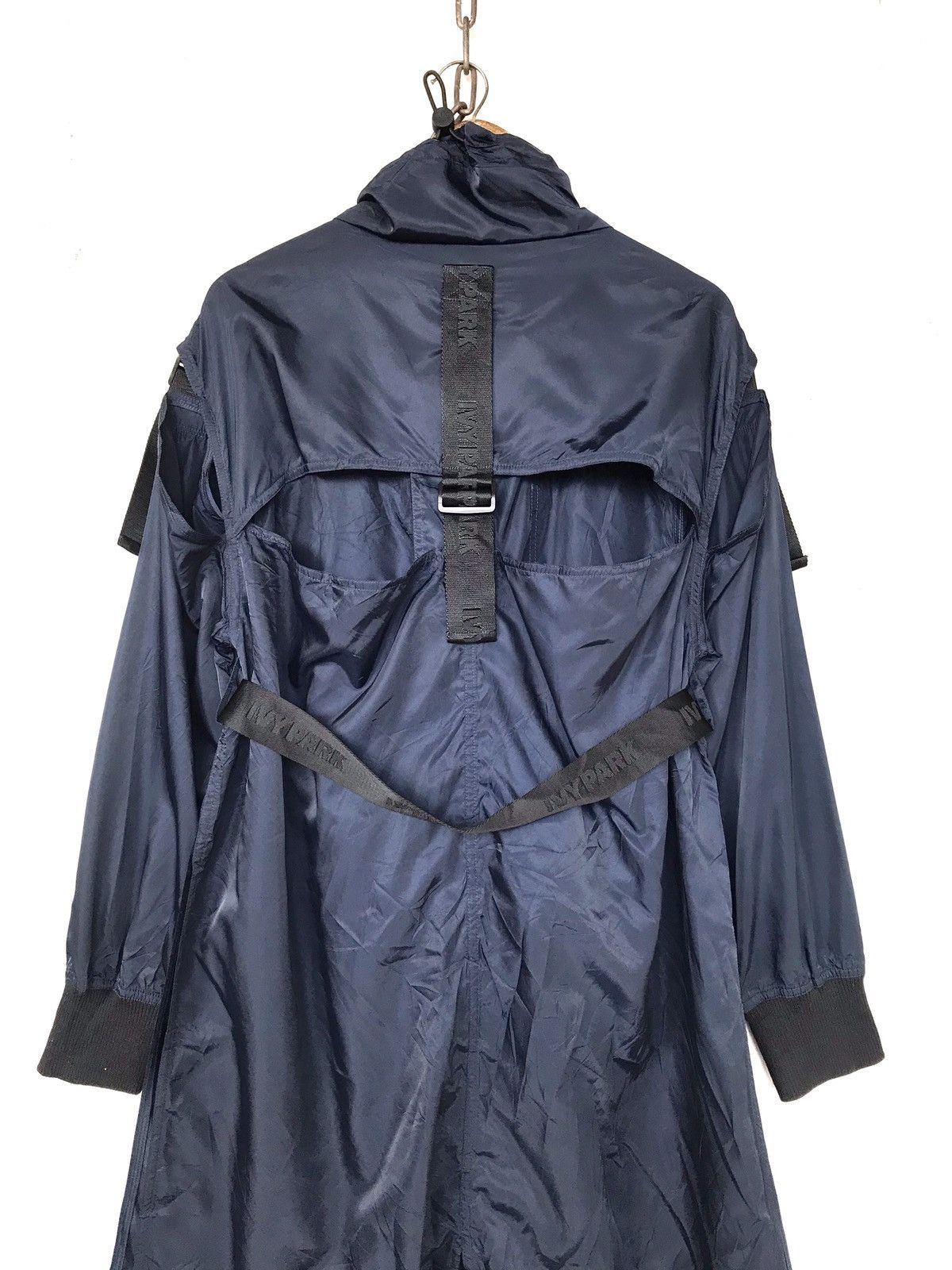 Beyonce × Ivy Crew 🔥IVY PARK PARACHUTE JACKET Size M / US 6-8 / IT 42-44 - 2 Thumbnail