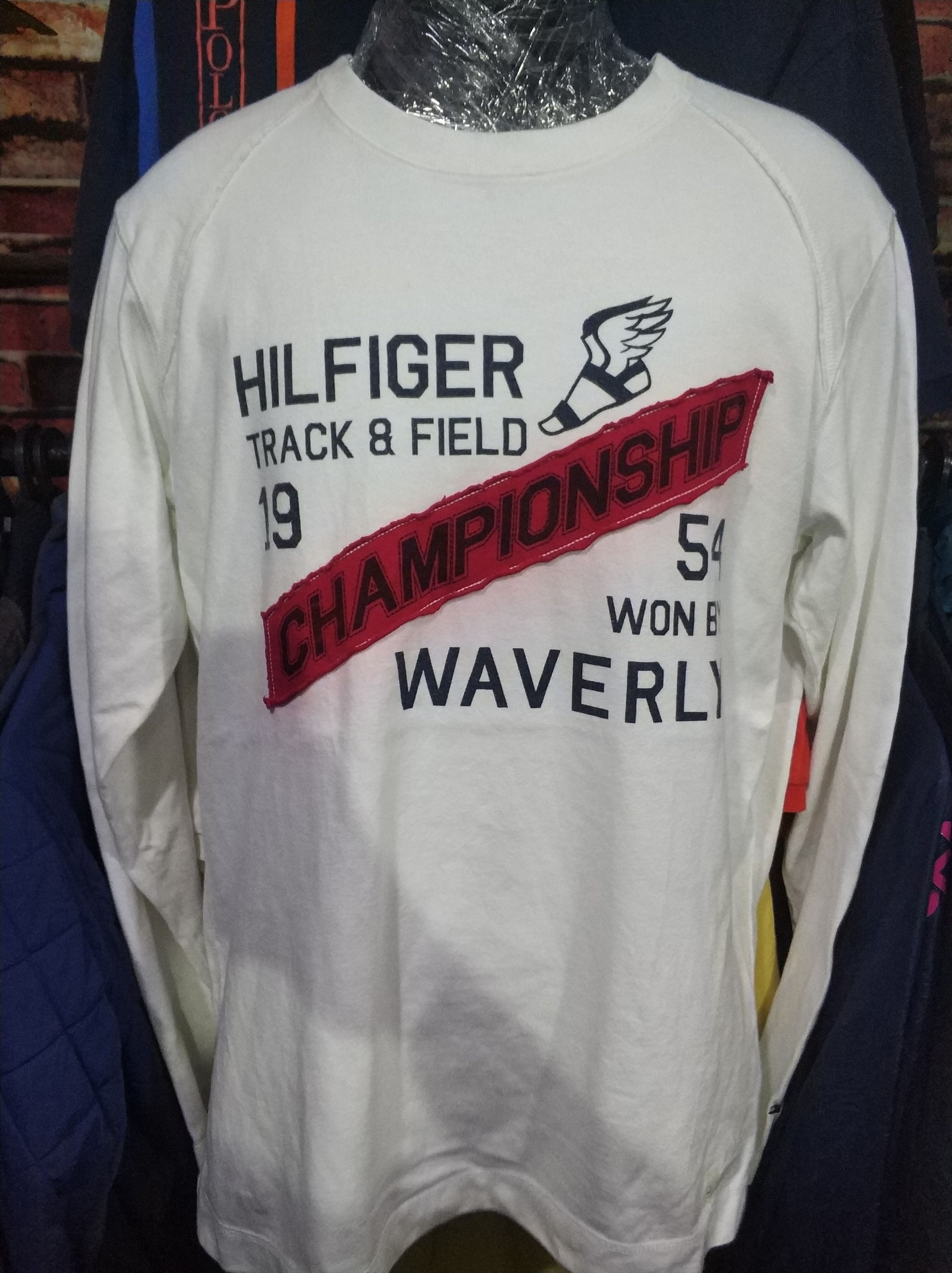 Tommy Hilfiger 🔥Tommy Hilfiger Track & Field Crewneck Sweatshirt Size US M / EU 48-50 / 2 - 1 Thumbnail
