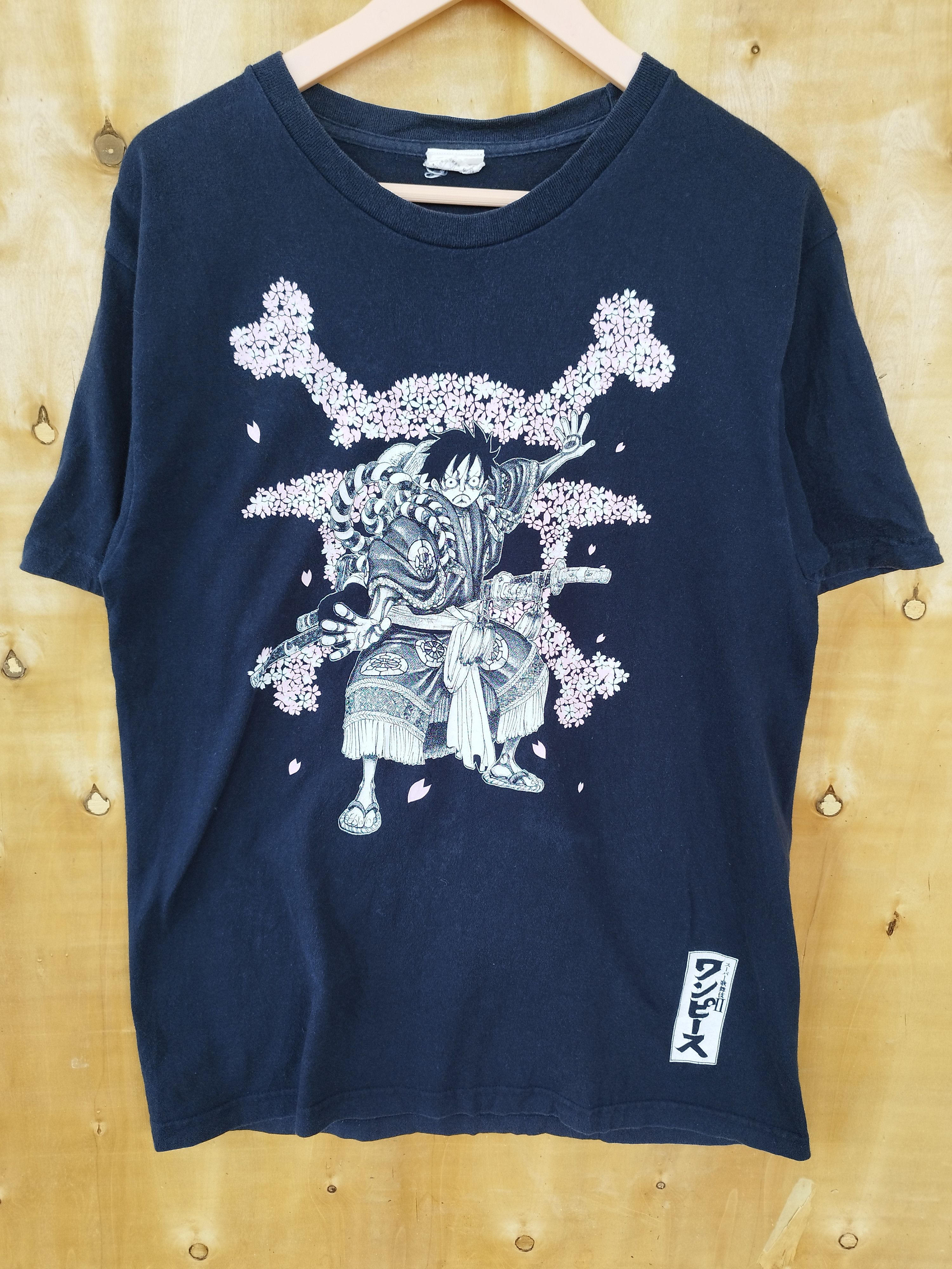 Anime Vintage One piece t shirt Size US M / EU 48-50 / 2 - 2 Thumbnail