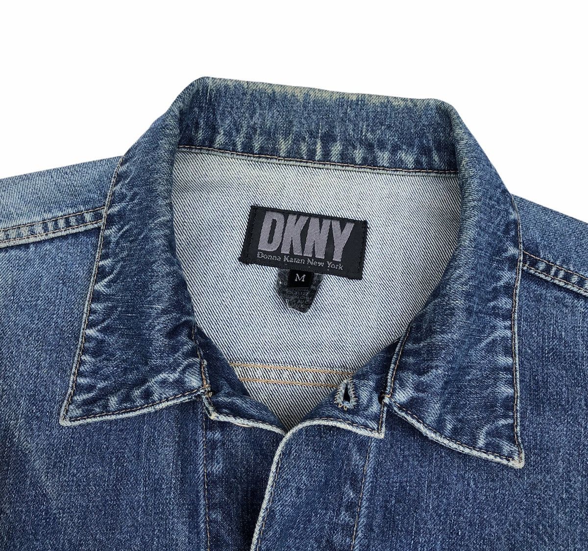 DKNY Vintage DKNY Denim Trucker Jacket Size US M / EU 48-50 / 2 - 7 Thumbnail