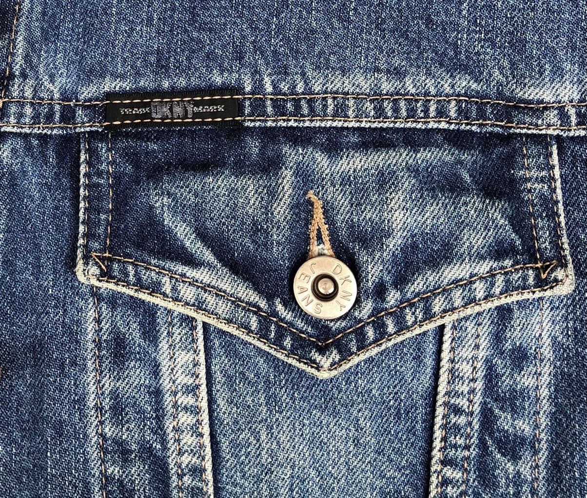 DKNY Vintage DKNY Denim Trucker Jacket Size US M / EU 48-50 / 2 - 4 Thumbnail