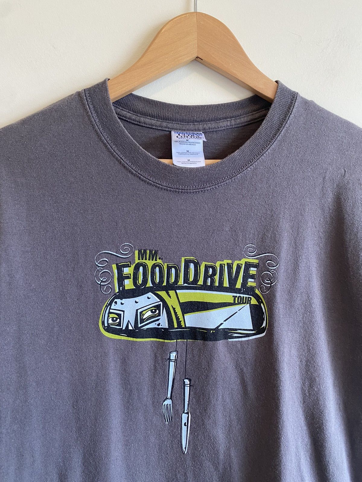 MF Doom × Rap Tees × Vintage VINTAGE MF DOOM MM… Food Drive Tour 2004 SHIRT Size US M / EU 48-50 / 2 - 3 Thumbnail
