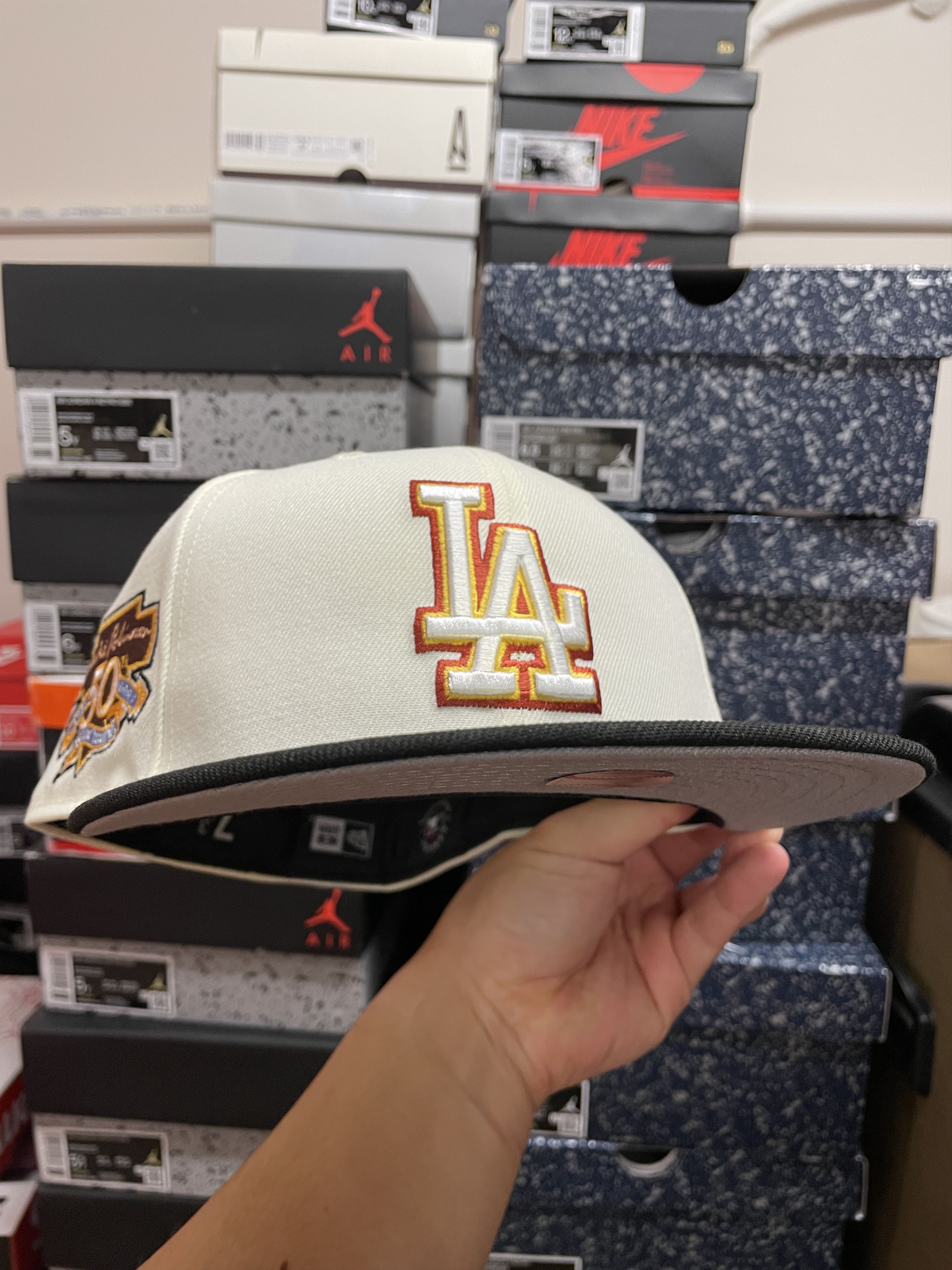 MLB × New Era 7 3/8 Pulp Fiction Los Angeles LA Dodgers 50th Jackie Size ONE SIZE - 7 Thumbnail