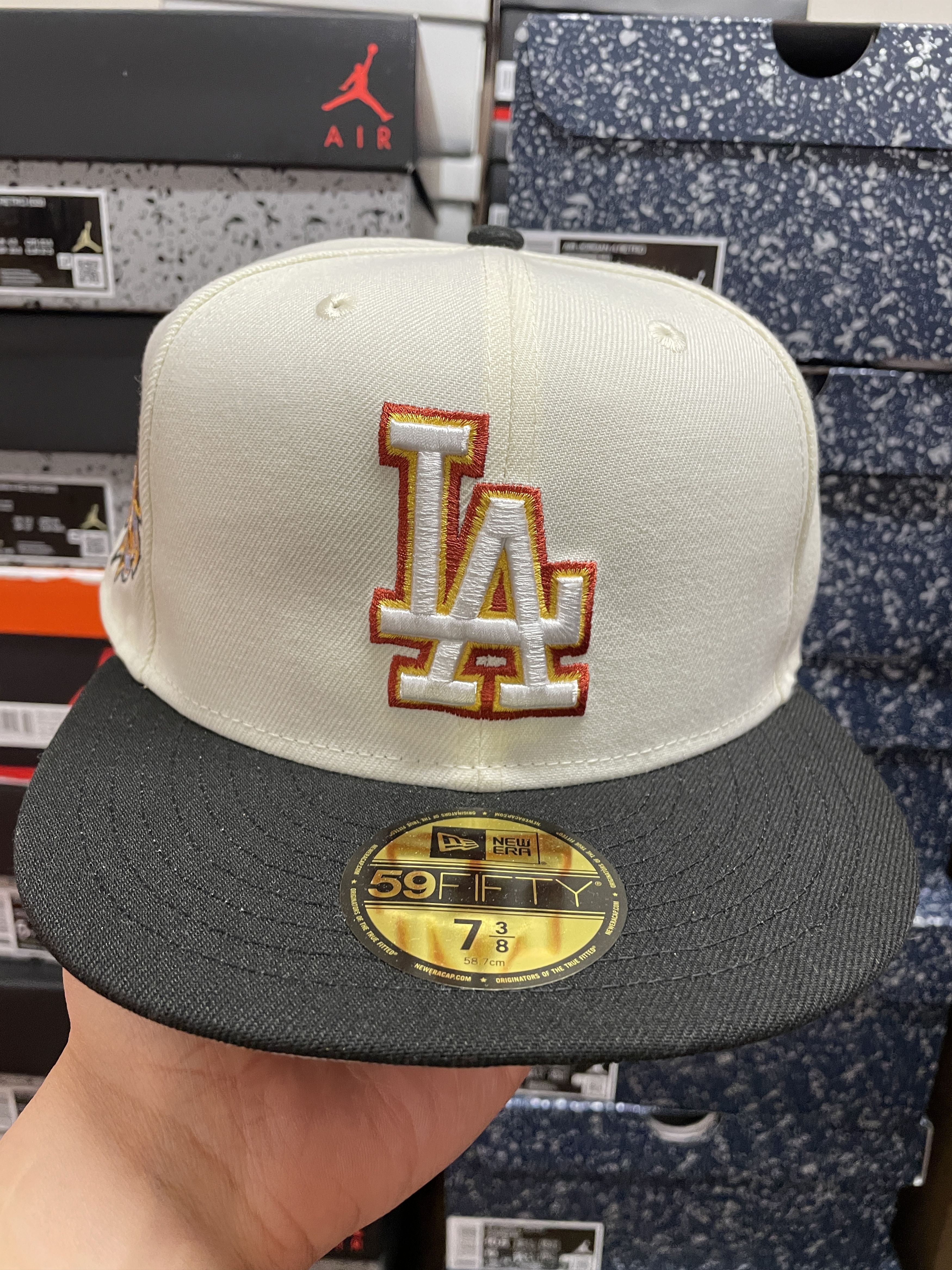 MLB × New Era 7 3/8 Pulp Fiction Los Angeles LA Dodgers 50th Jackie Size ONE SIZE - 2 Thumbnail