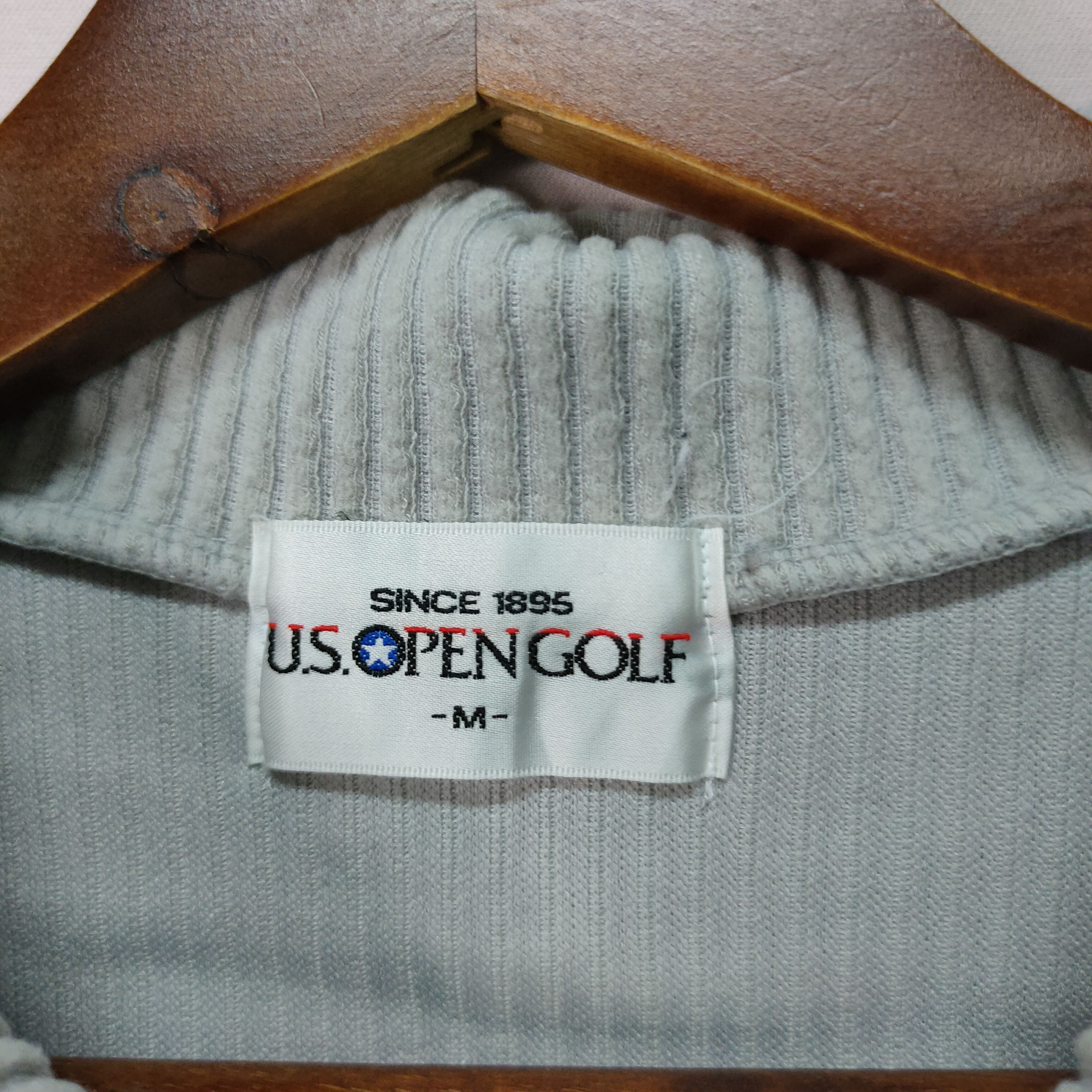 Vintage VINTAGE U.S OPEN GOLF EMBROIDERY SMALL LOGO SWEATSHIRT Size US M / EU 48-50 / 2 - 8 Thumbnail