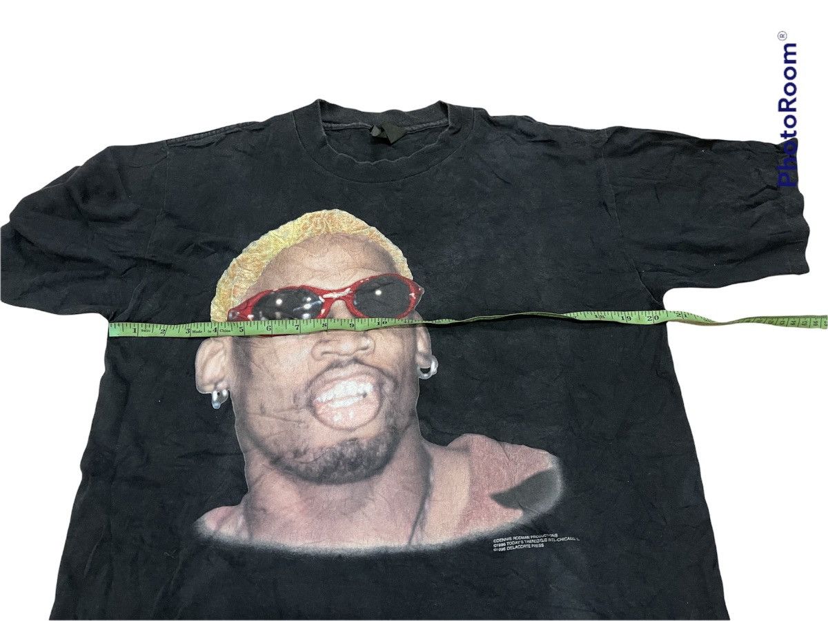 NBA Vintage 1996 Dennis Rodman Tshirt Big Face Size US M / EU 48-50 / 2 - 5 Thumbnail
