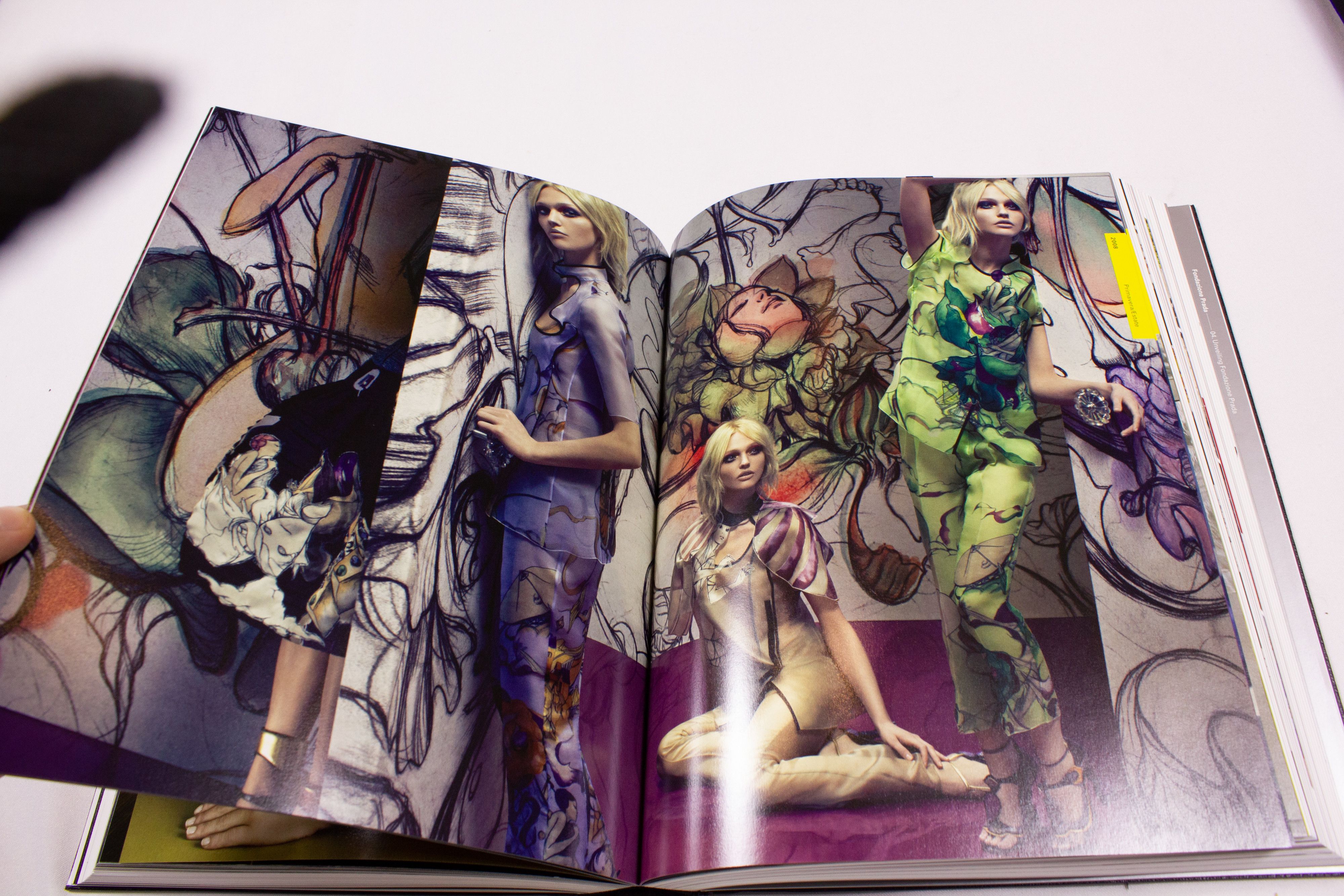 Prada PRADA HISTORY COLLECTIBLE BOOK Size ONE SIZE - 17 Thumbnail