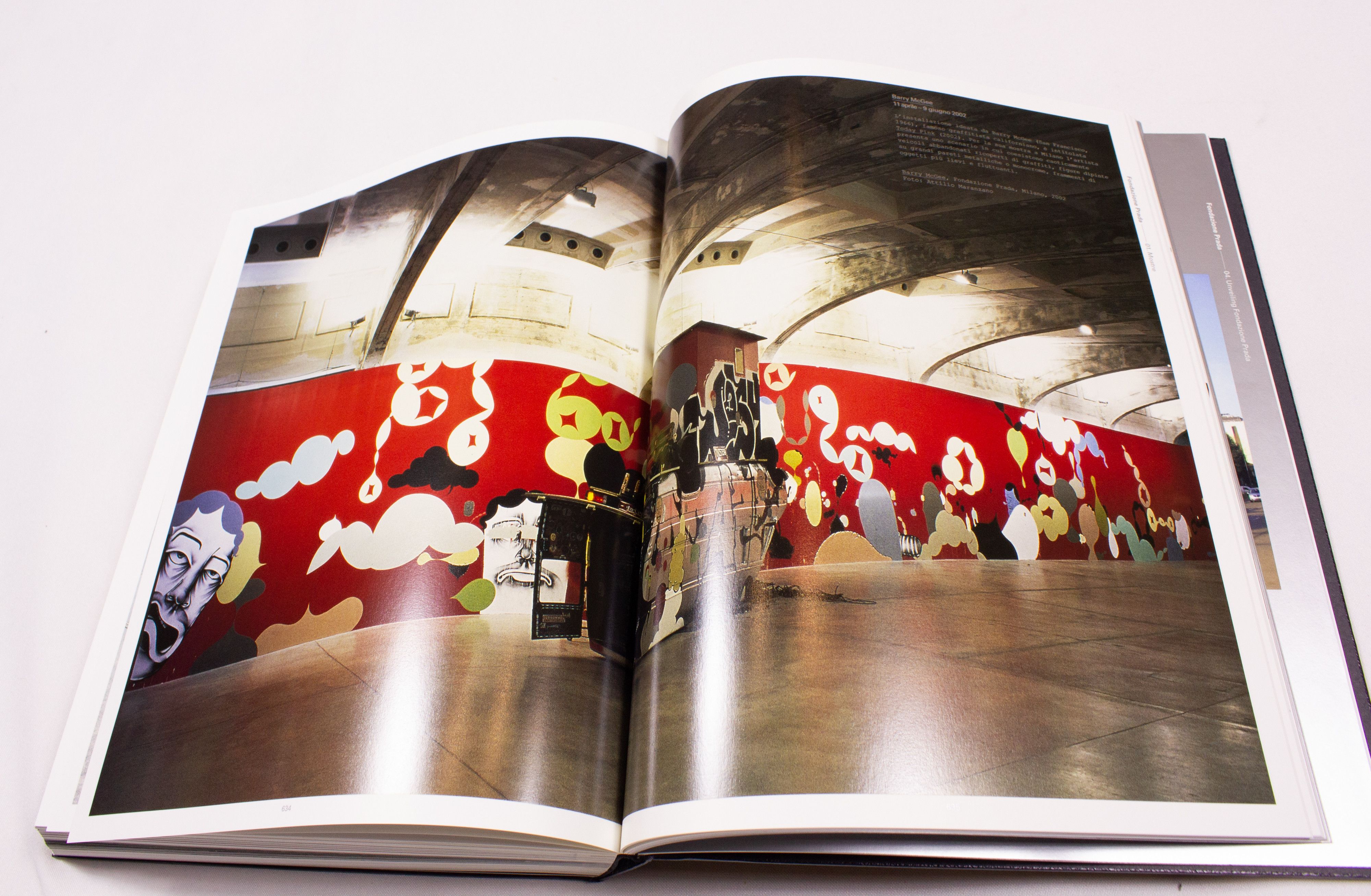 Prada PRADA HISTORY COLLECTIBLE BOOK Size ONE SIZE - 20 Thumbnail