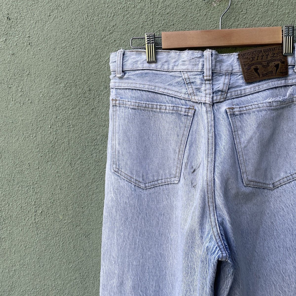 Japanese Brand Vintage FITTZ Distressed Faded Denim Pants Size US 27 - 10 Thumbnail