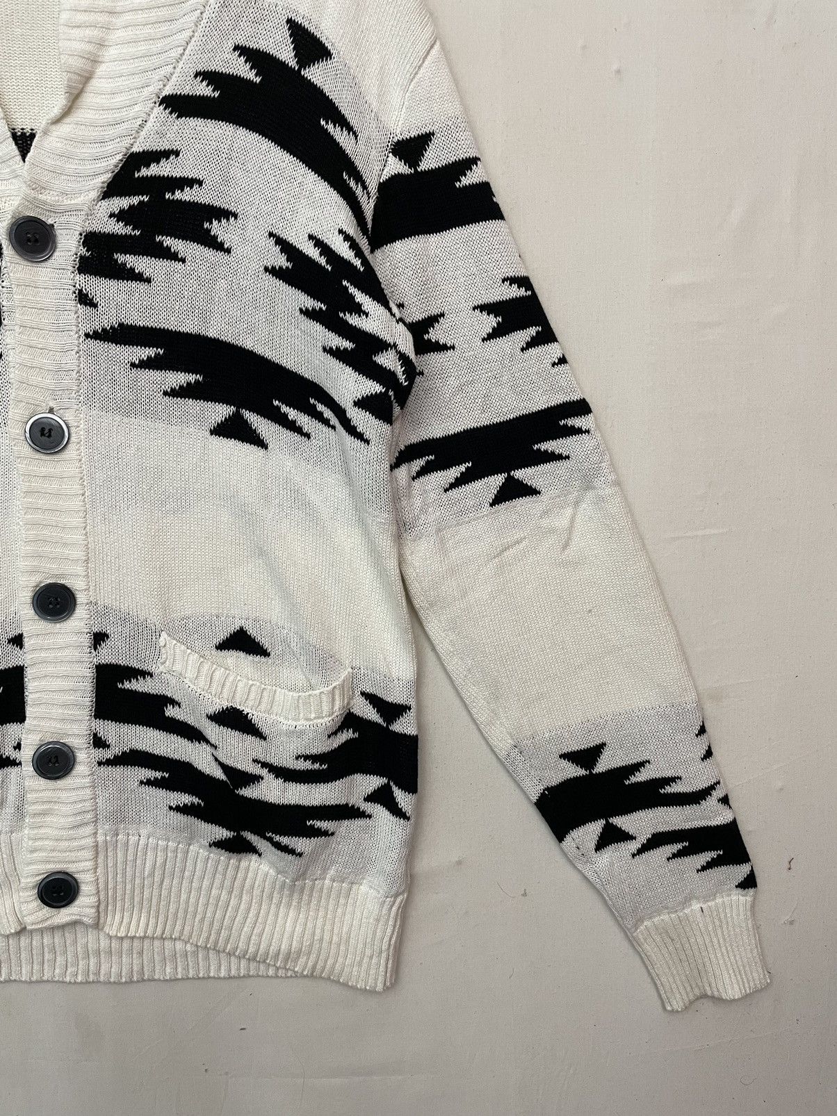 Aran Isles Knitwear Vintage🔥 BLING LEADA NAVAJO style Cardigan Knitwear RARE!! Size US M / EU 48-50 / 2 - 4 Thumbnail