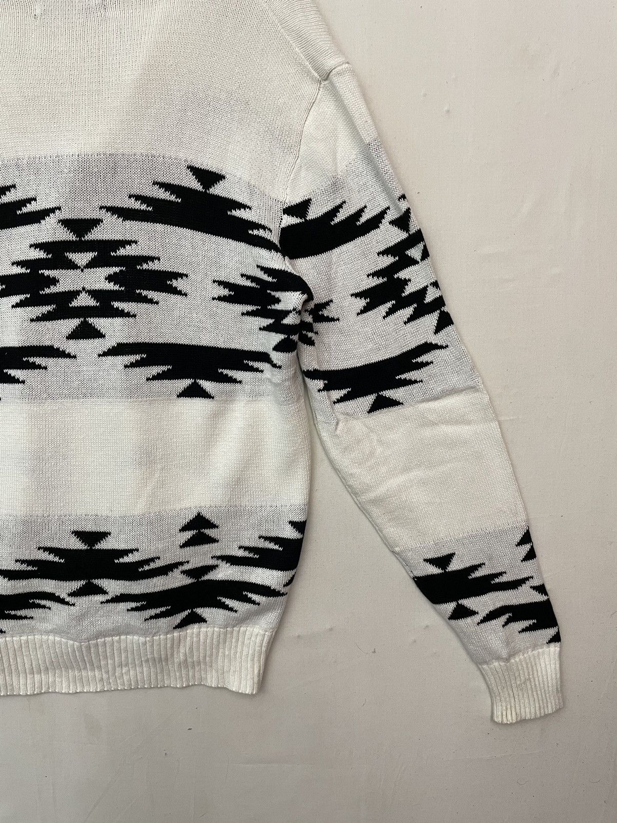 Aran Isles Knitwear Vintage🔥 BLING LEADA NAVAJO style Cardigan Knitwear RARE!! Size US M / EU 48-50 / 2 - 10 Thumbnail