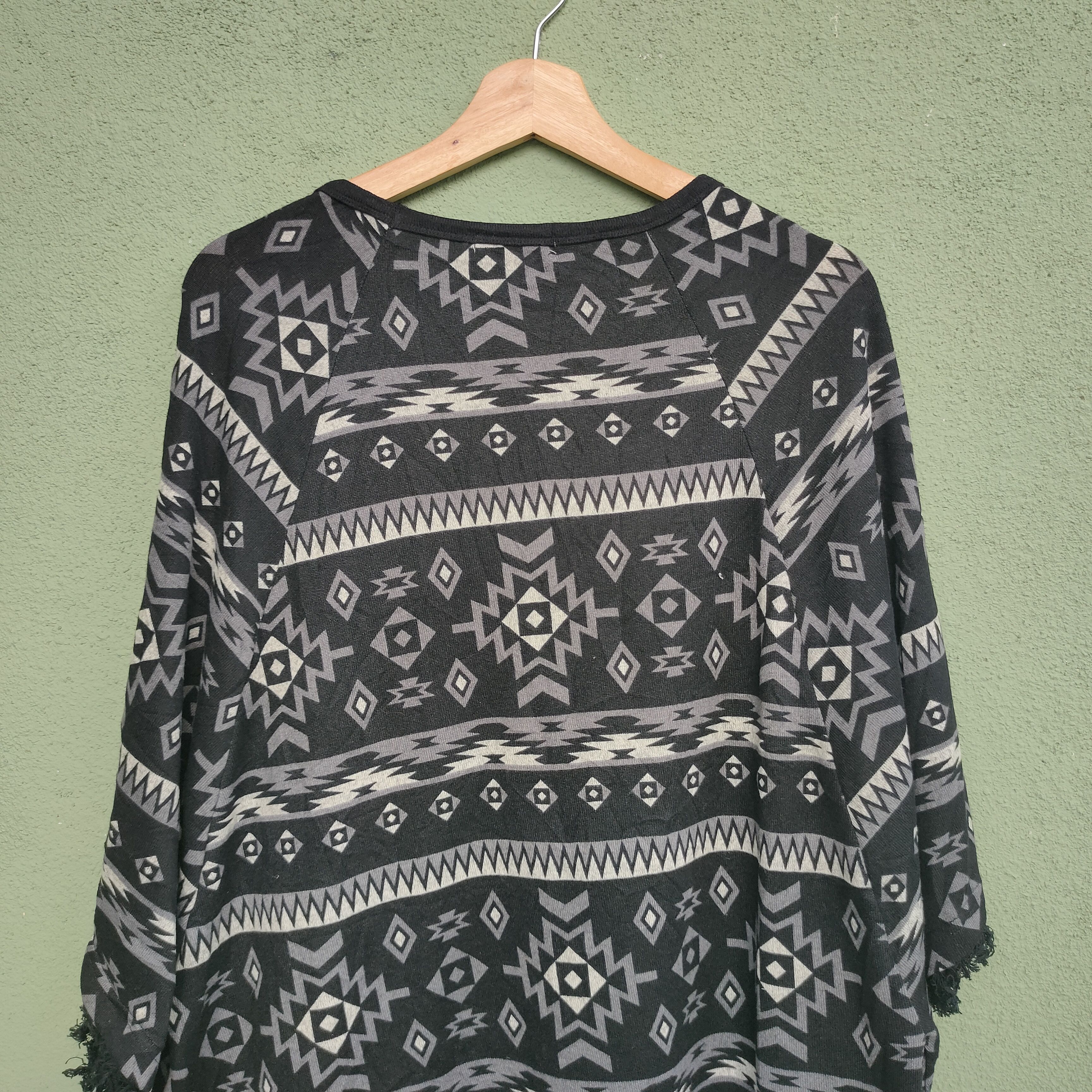 Japanese Brand Vintage Strange Heaven Navajo Style Blouse Tee Size US XL / EU 56 / 4 - 8 Thumbnail