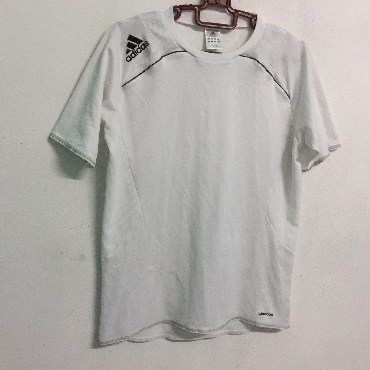 Adidas Adidas Tee Size US M / EU 48-50 / 2 - 3 Thumbnail
