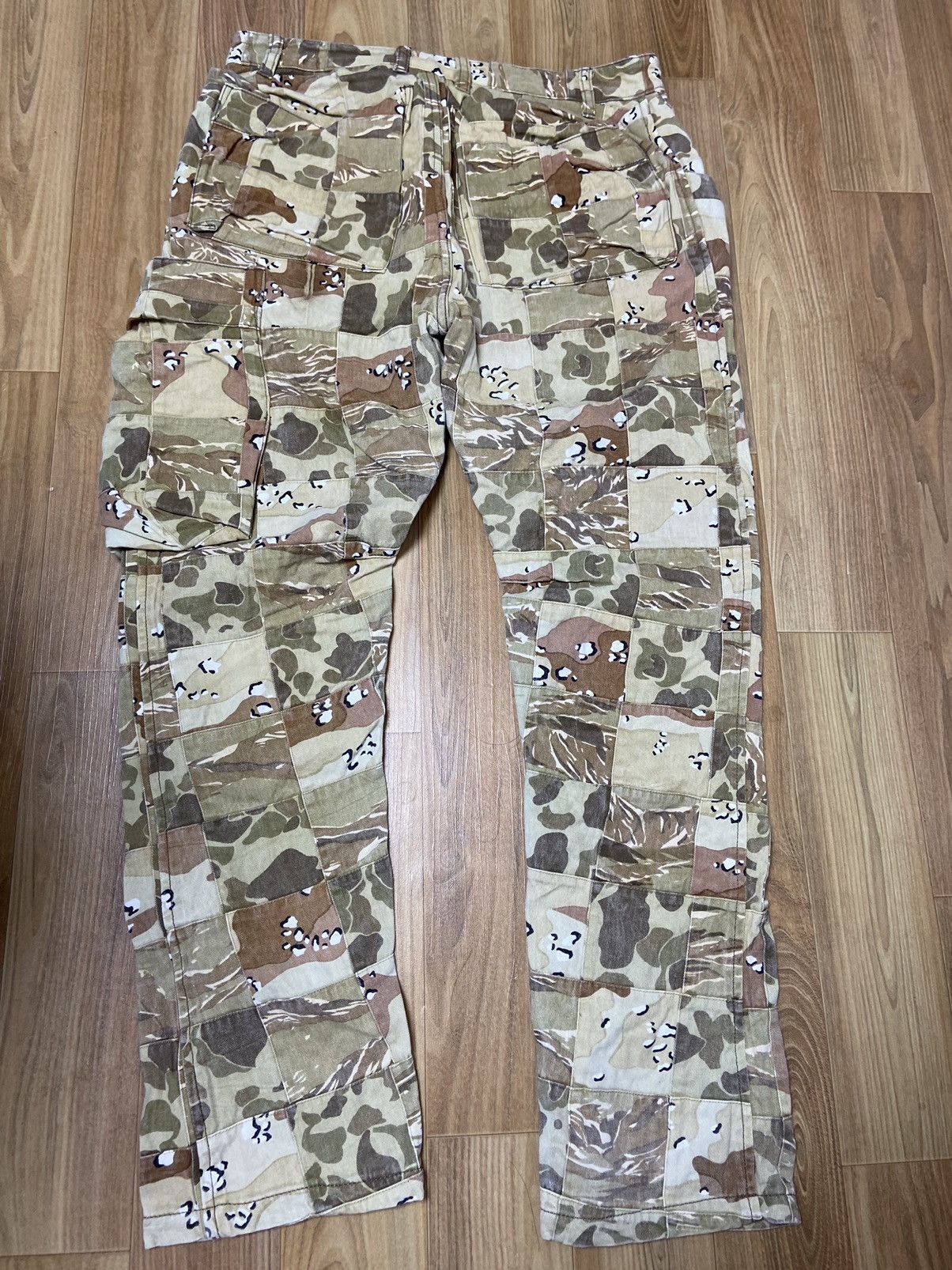 Vivienne Westwood 46 Vivienne westwood 3D pocket patchwork camo cargo pants Size US 30 / EU 46 - 2 Thumbnail