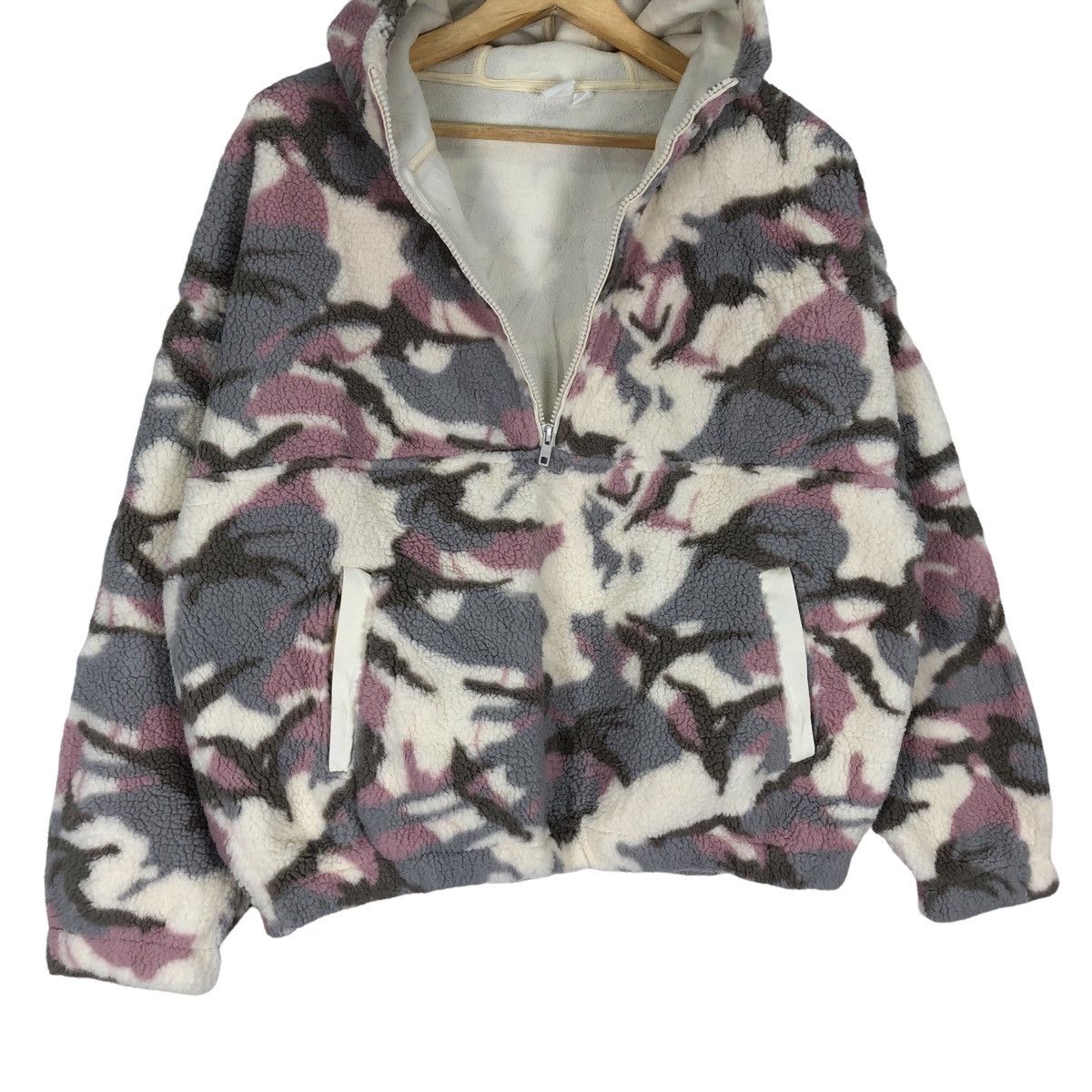 Gap 🔥GAP CAMOUFLAGED DEEP PILE HOODIE JACKET Size US S / EU 44-46 / 1 - 7 Thumbnail