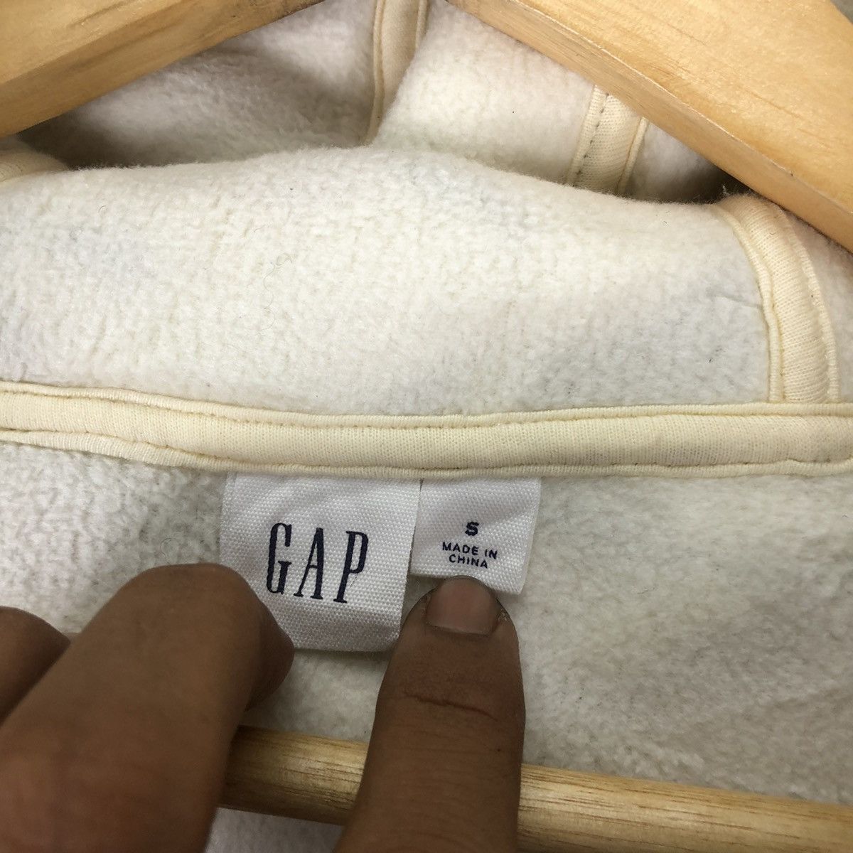 Gap 🔥GAP CAMOUFLAGED DEEP PILE HOODIE JACKET Size US S / EU 44-46 / 1 - 8 Thumbnail