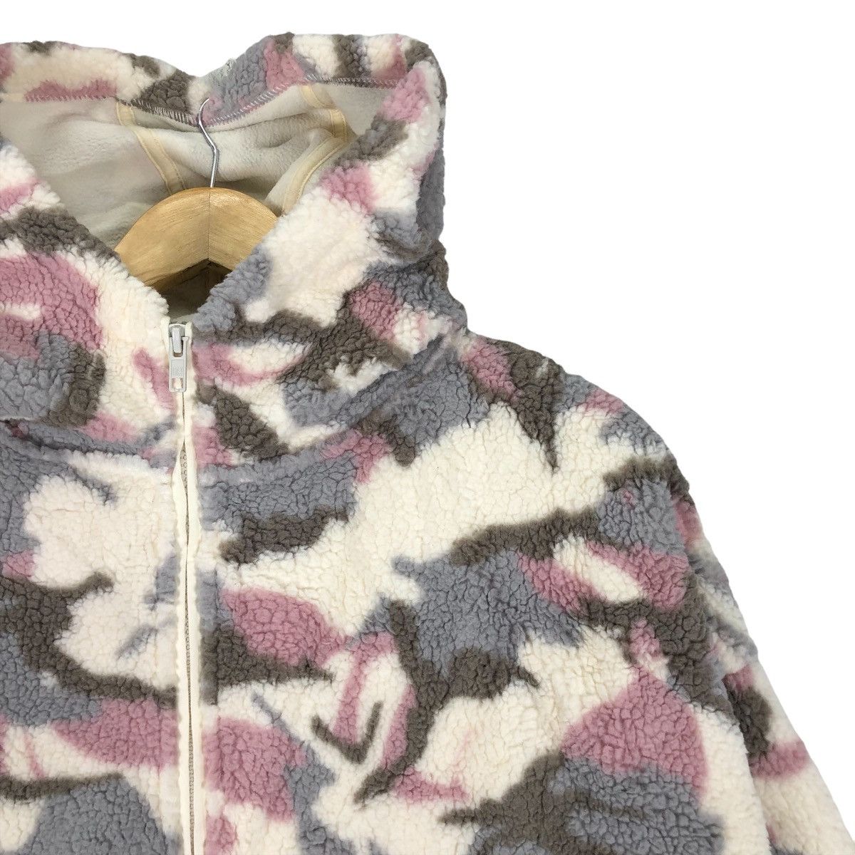Gap 🔥GAP CAMOUFLAGED DEEP PILE HOODIE JACKET Size US S / EU 44-46 / 1 - 6 Thumbnail