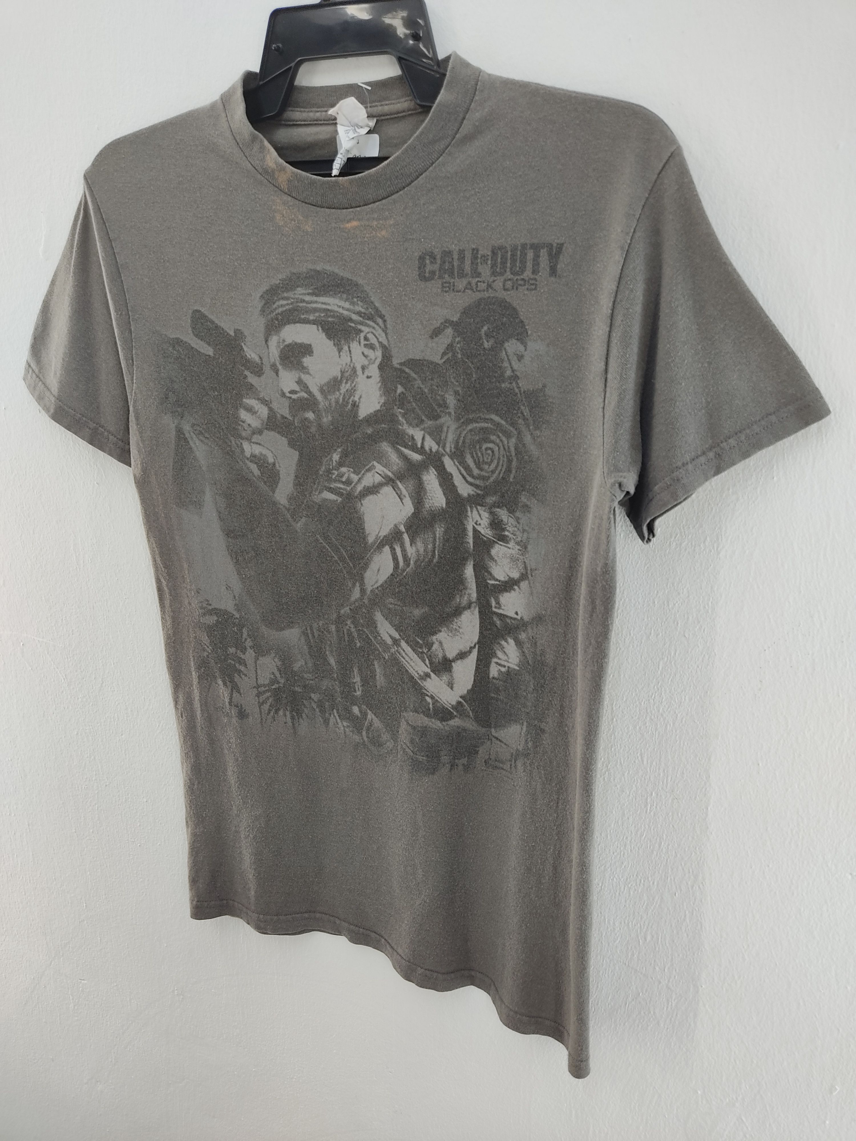 Vintage Vintage Y2K Call Of Duty Black Ops T-Shirt Size US XS / EU 42 / 0 - 2 Thumbnail