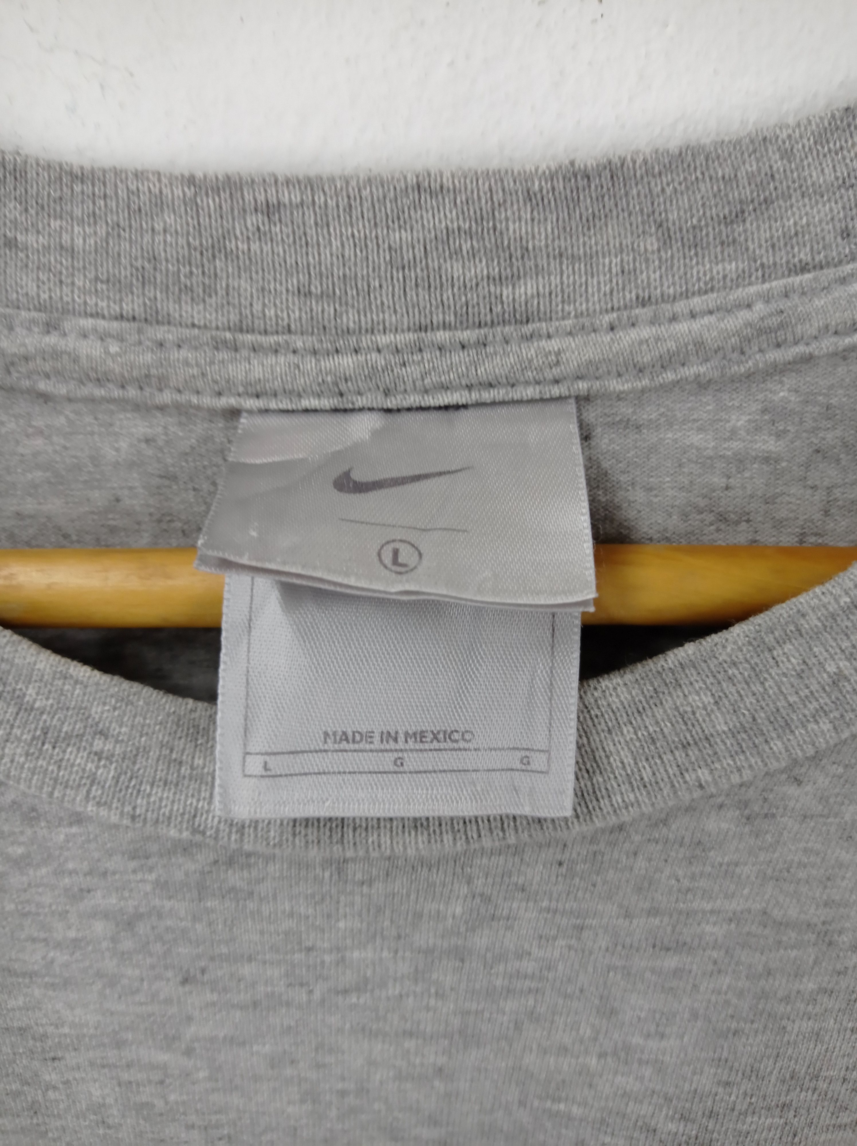 Nike × Vintage Vintage Y2K Nike Research Lab T-Shirt Size US L / EU 52-54 / 3 - 6 Thumbnail