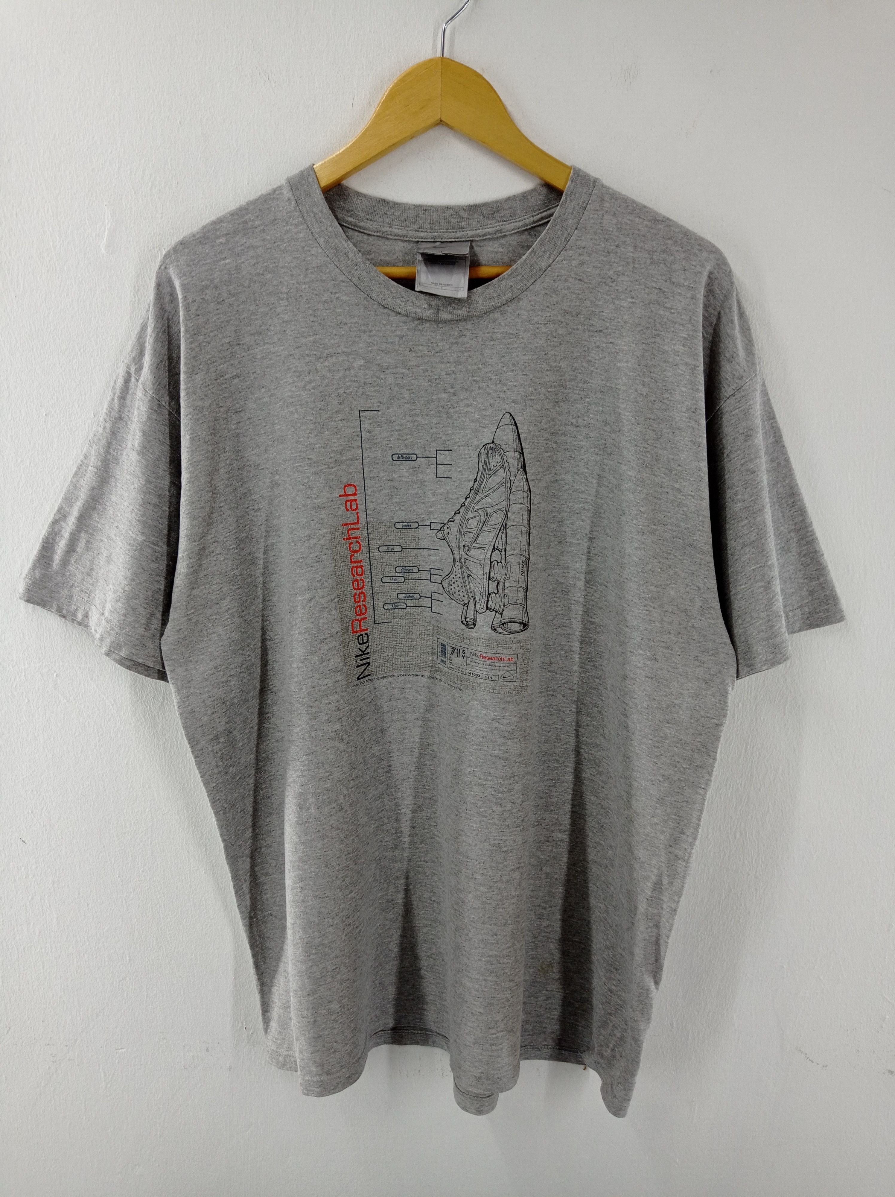 Nike × Vintage Vintage Y2K Nike Research Lab T-Shirt Size US L / EU 52-54 / 3 - 1 Thumbnail