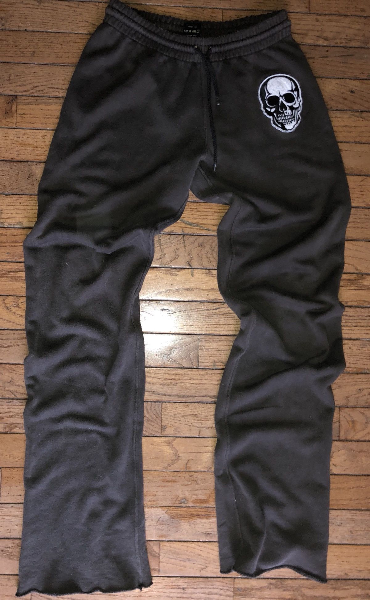 Number (N)ine NUMBER NINE SKULL SWEATPANTS | Grailed